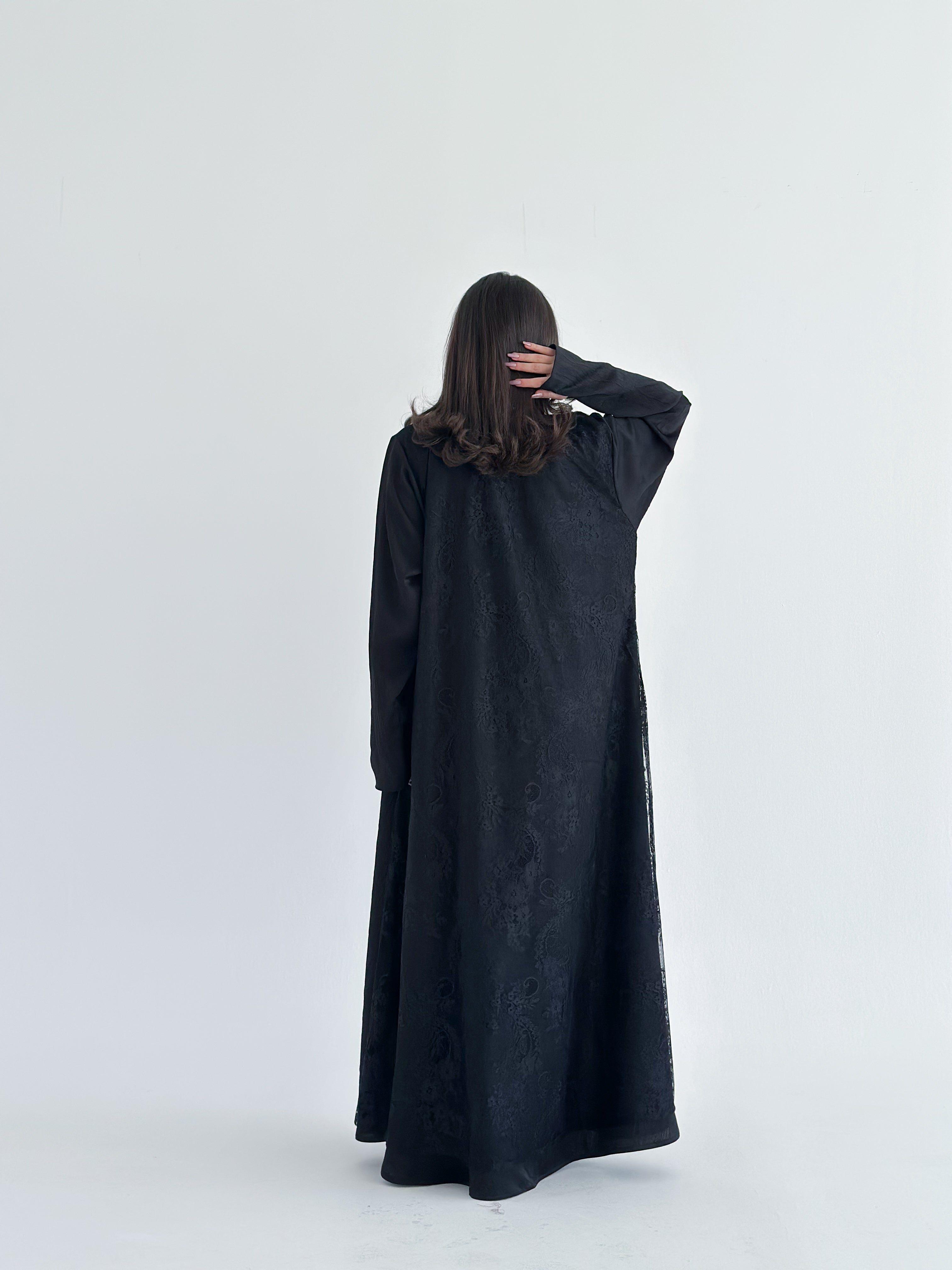 MW2115 - عباية جاكار بقصة نص كلوش مع اضافة الدانتيل عصرية - Aya