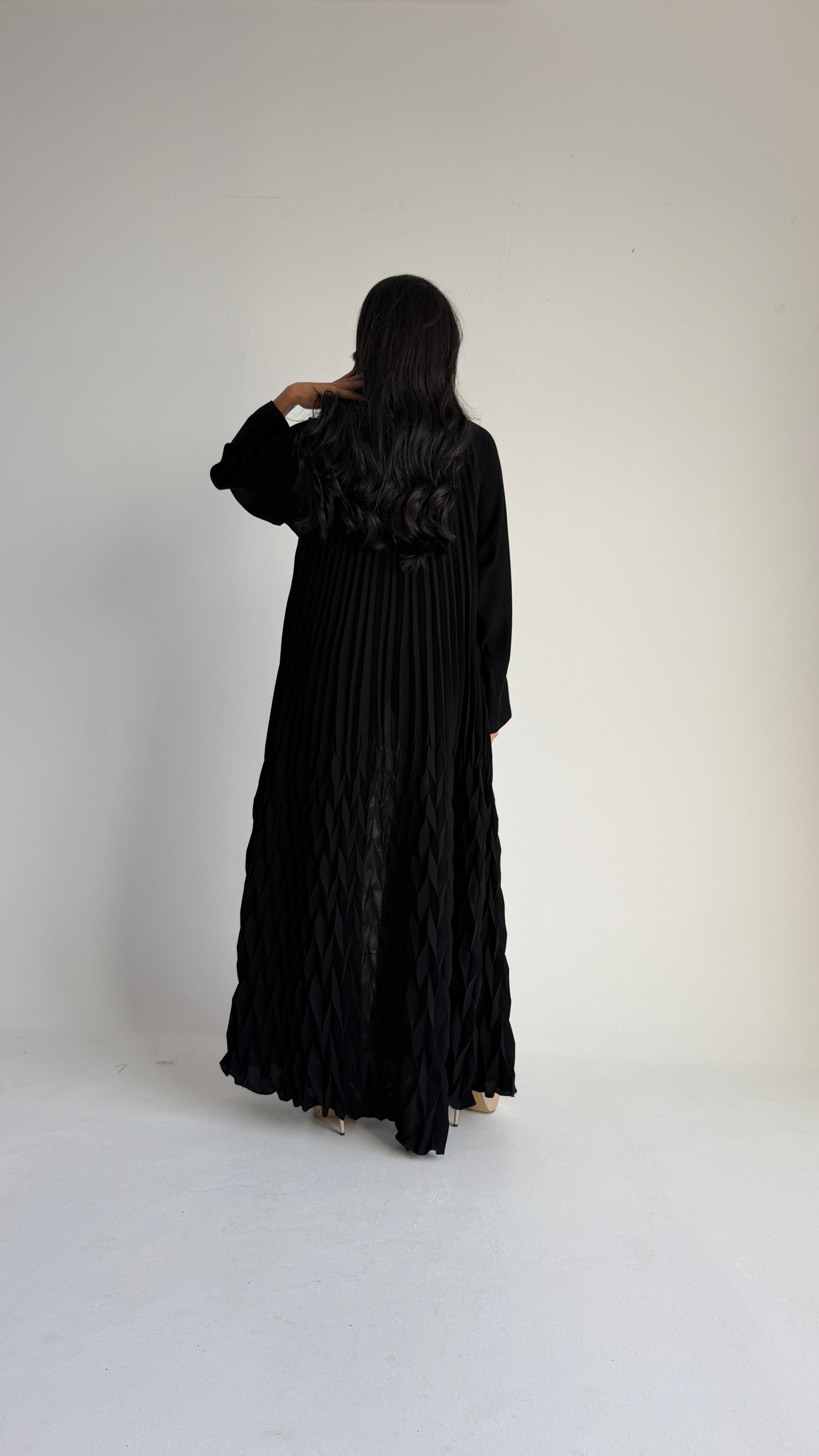 MW2068 - عباية كلوش بتقنية ثري دي - Aya