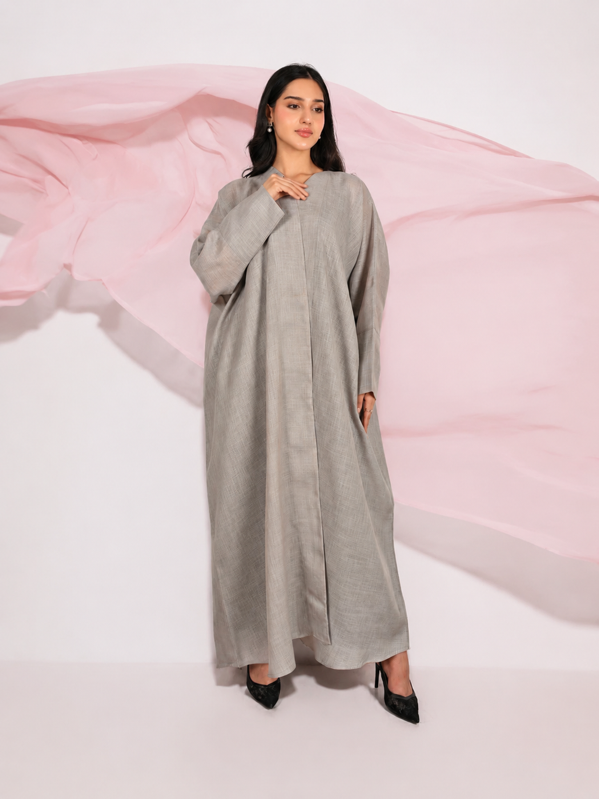 MWT4376 - عباية ربع بشت مع تطريز مميز من الخلف - Aya