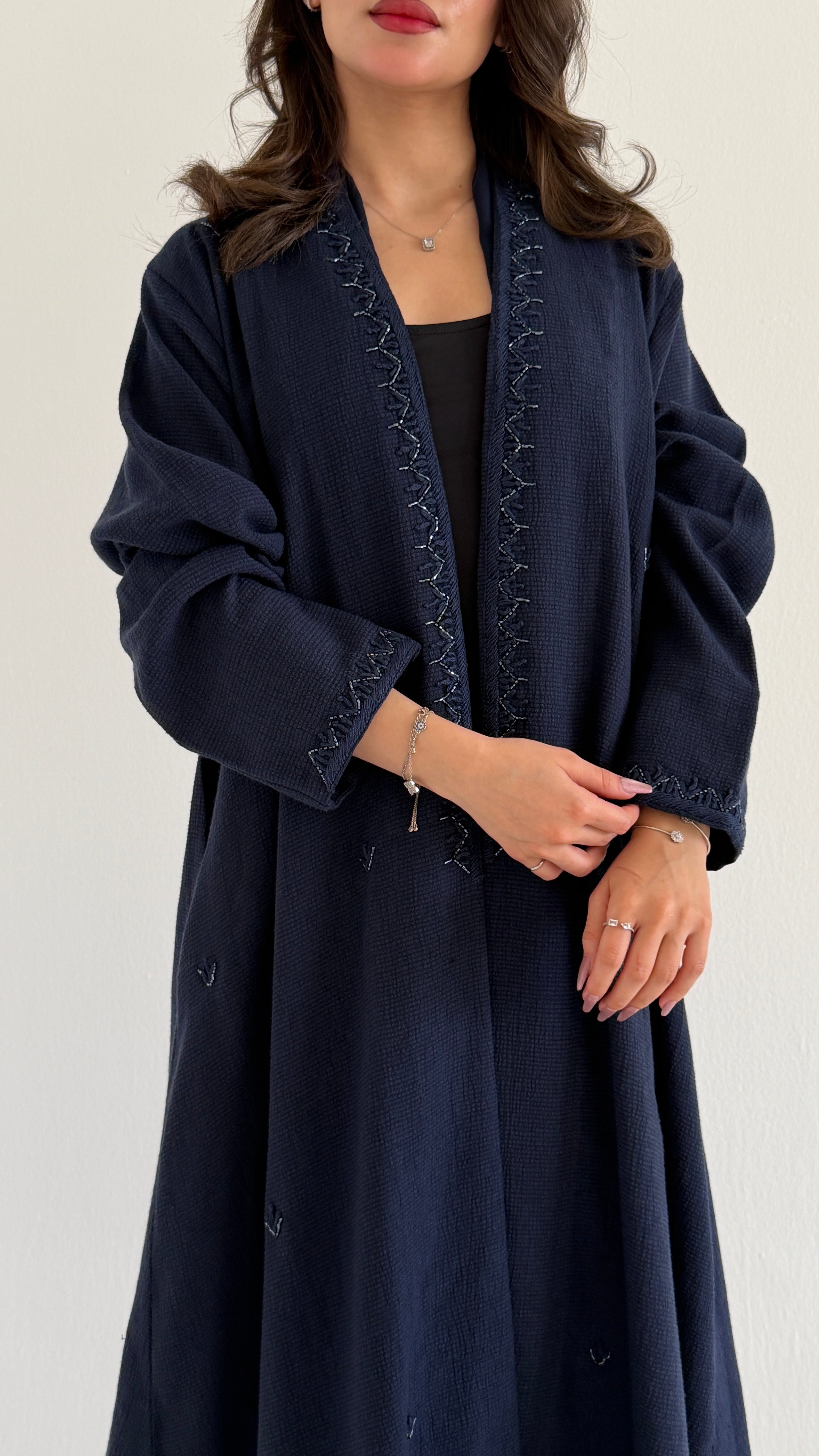 MW2055 - عباية لنن هندي قصه هينك تطريز يدوي - Aya