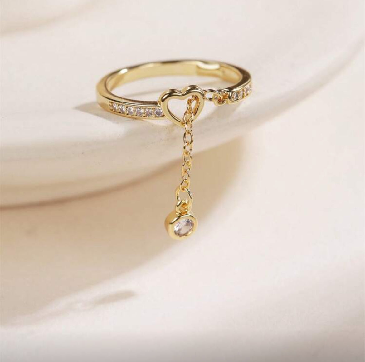 MWAC003 - خاتم قلب بحجر زركون مطلي بالذهب قابل للتعديل - Aya