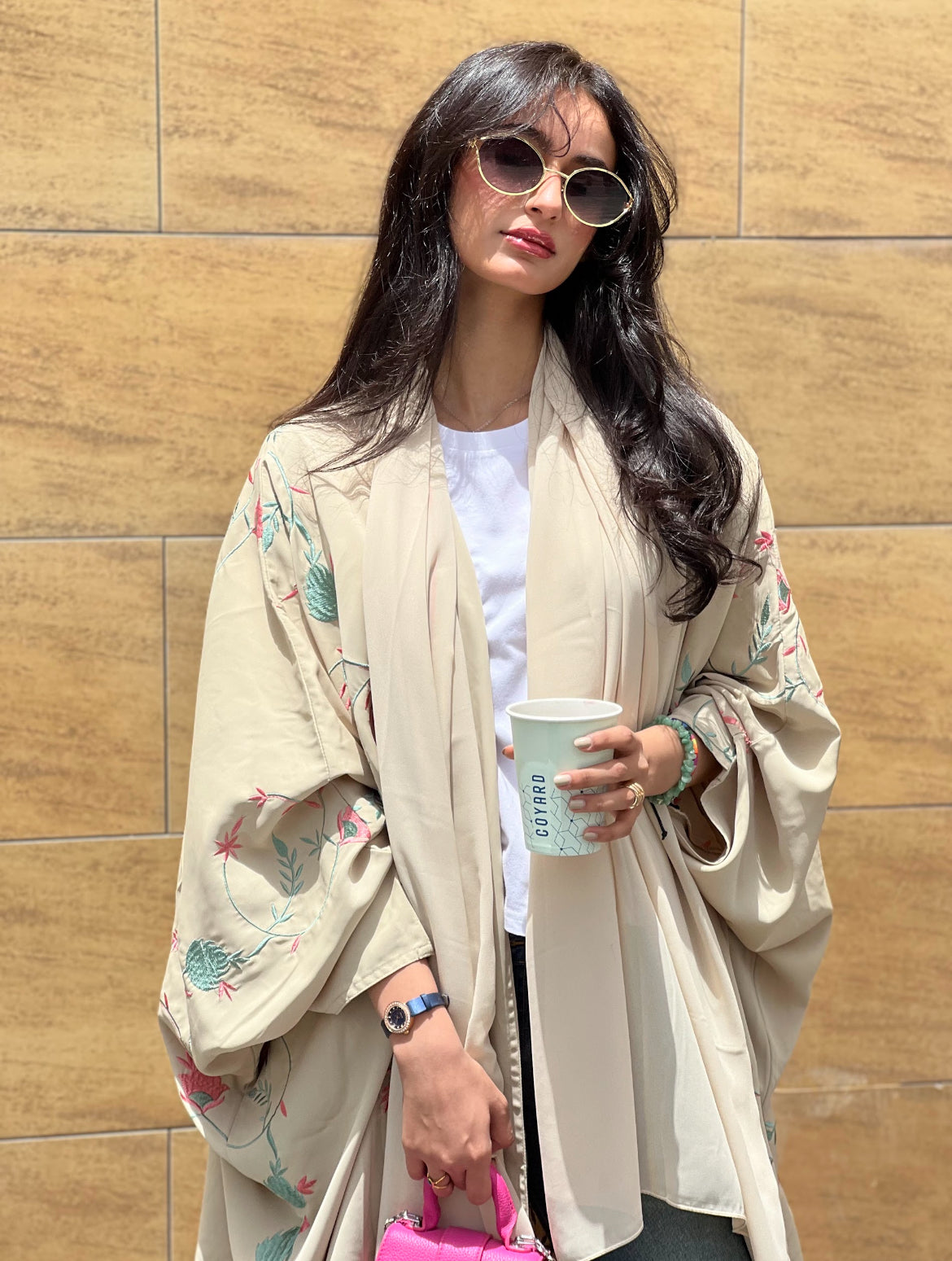 MW1348 - عباية بلون البيج من الكريب الناعم بتطريزات فاخرة - Aya