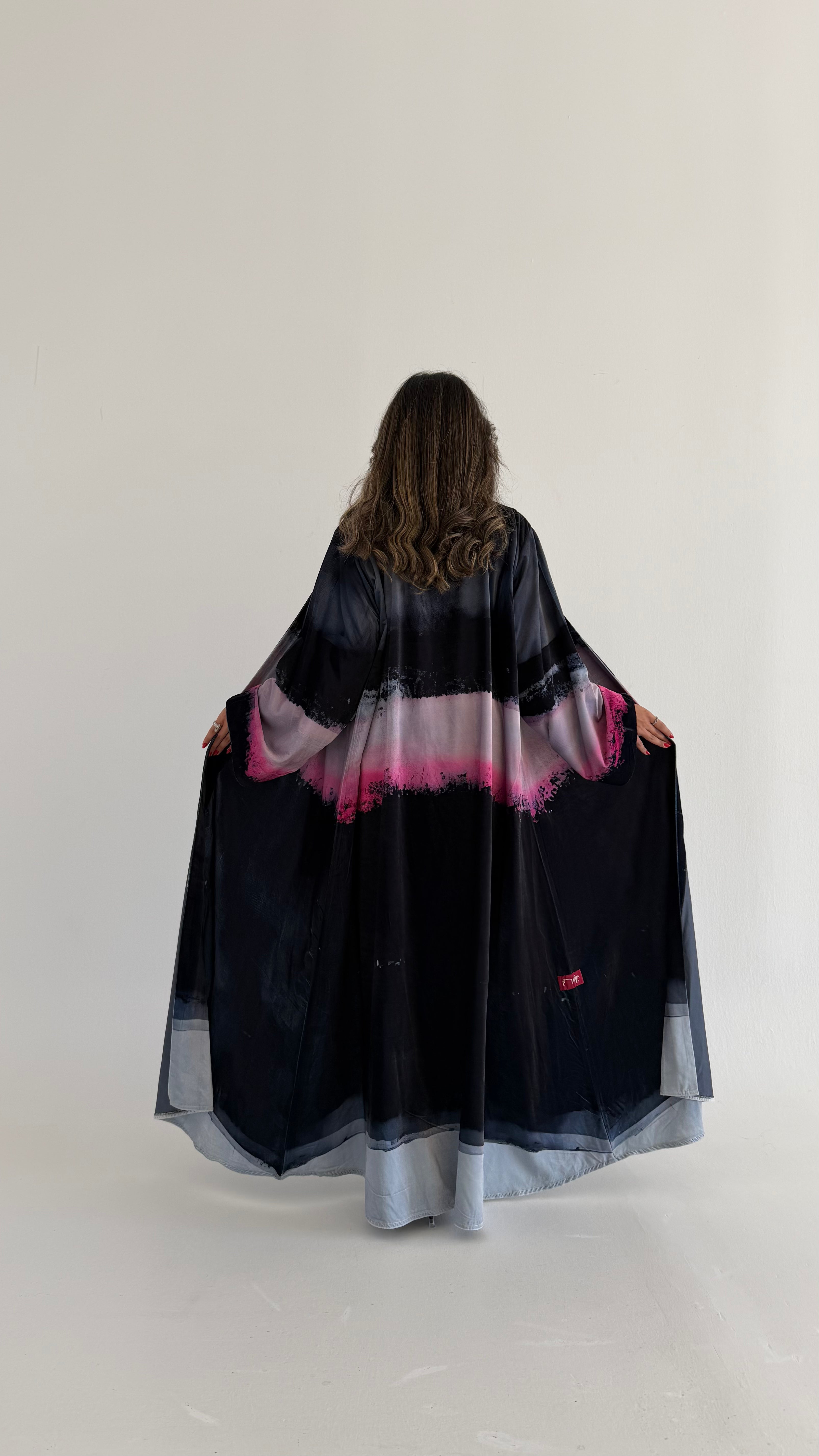 MWT633 - عباية مخمل طباعة