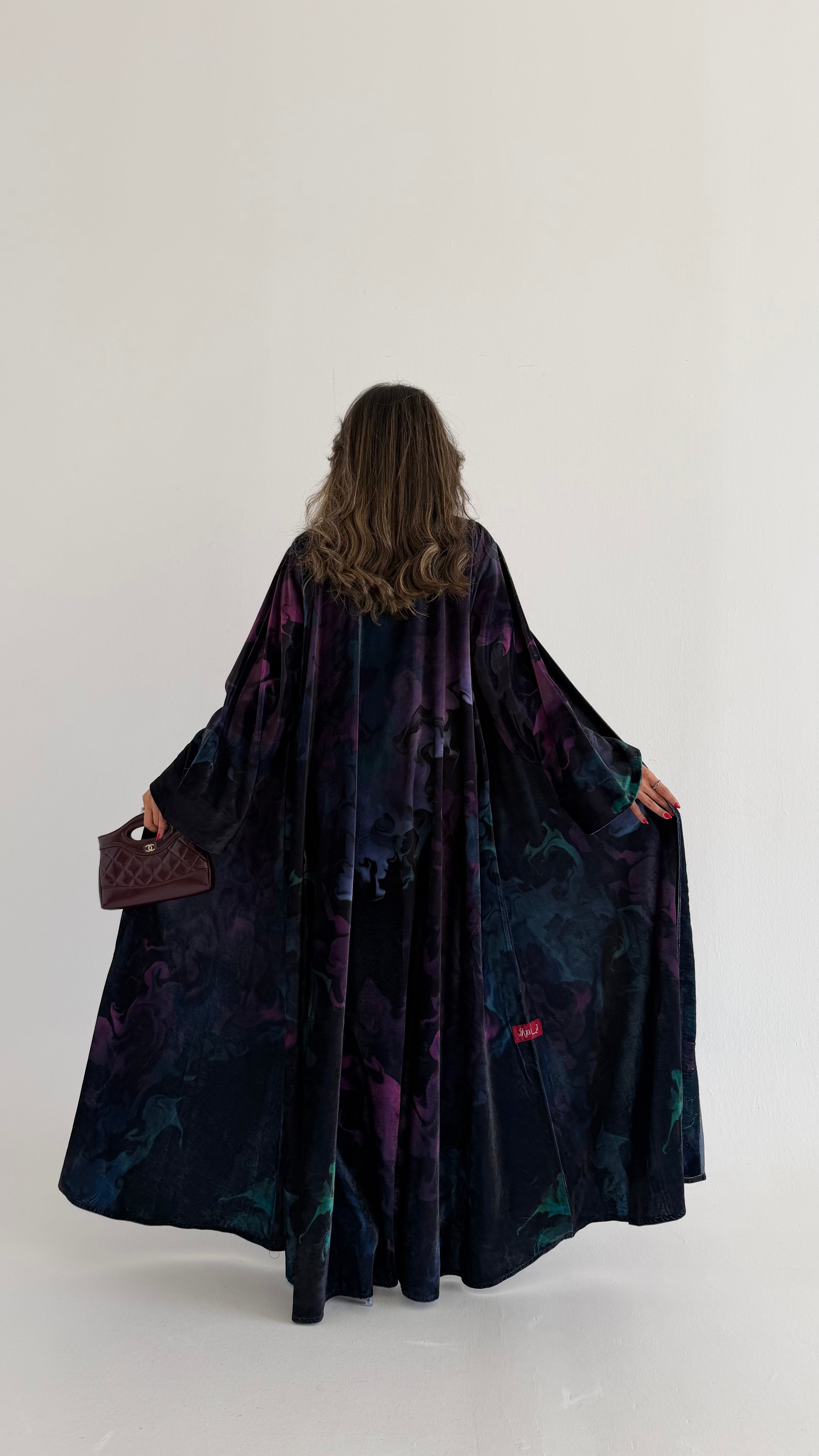 MWT616 - عباية مخمل طباعة