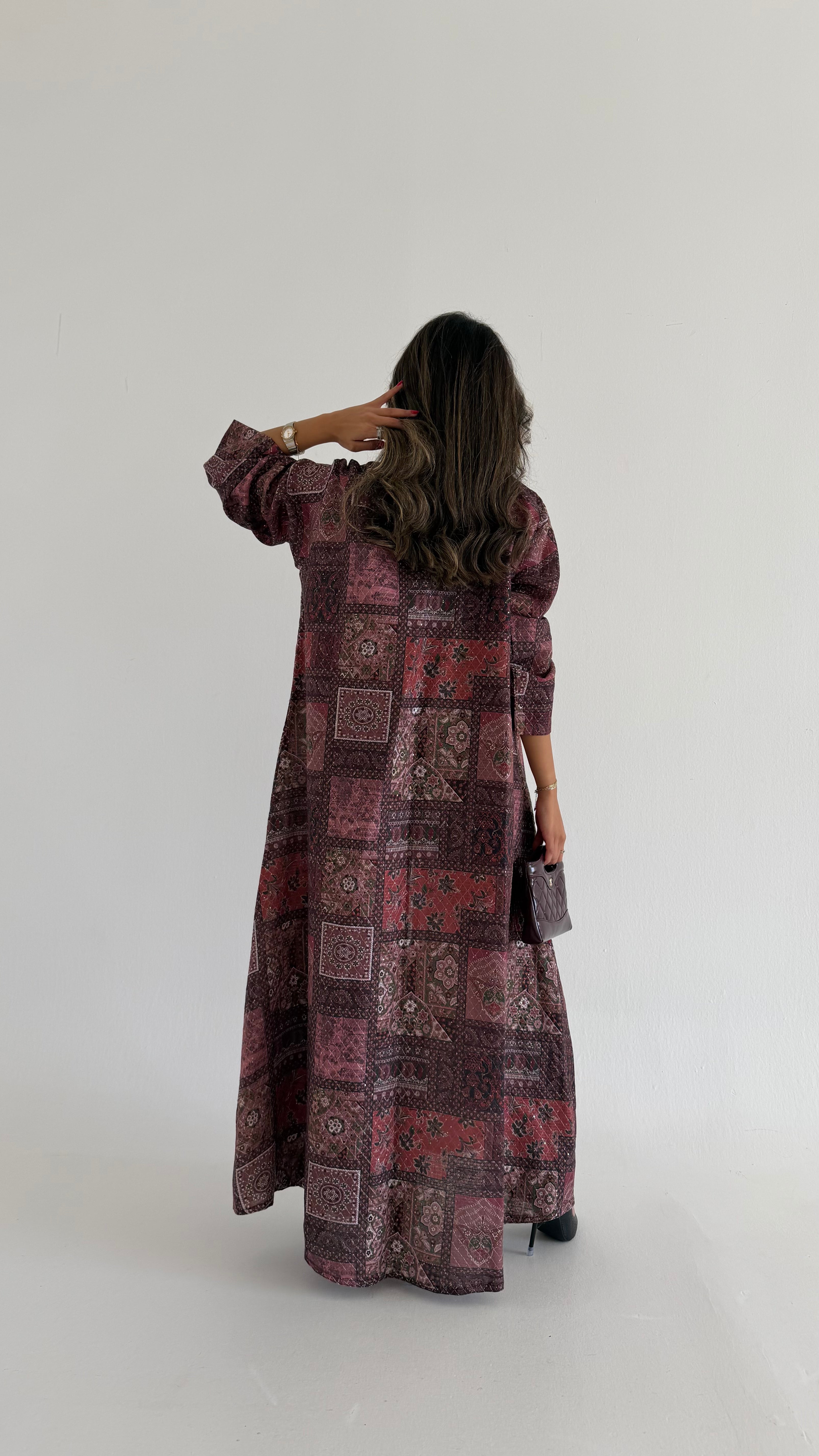 MWT535 - عباية لنن مطرزة - Aya