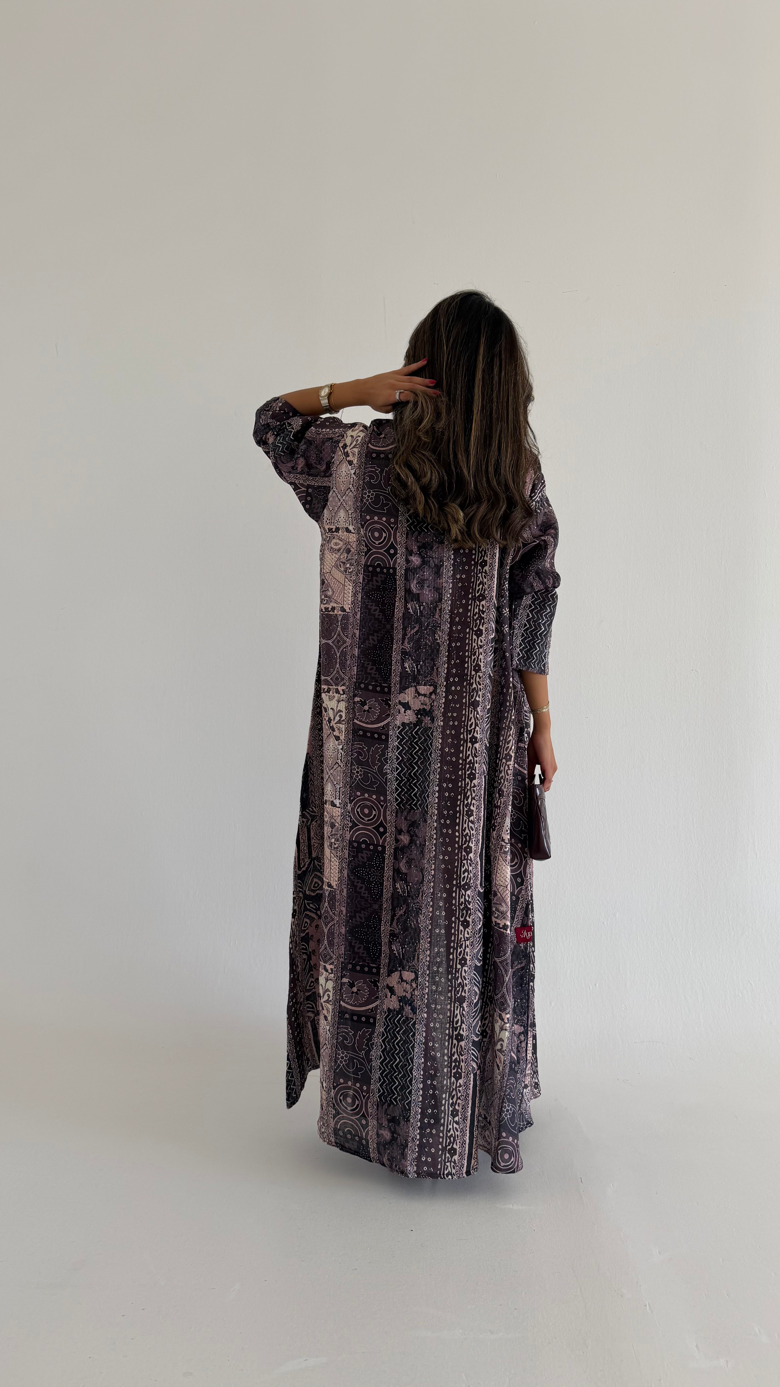 MWT533 - عباية لنن تطريز هندي - Aya