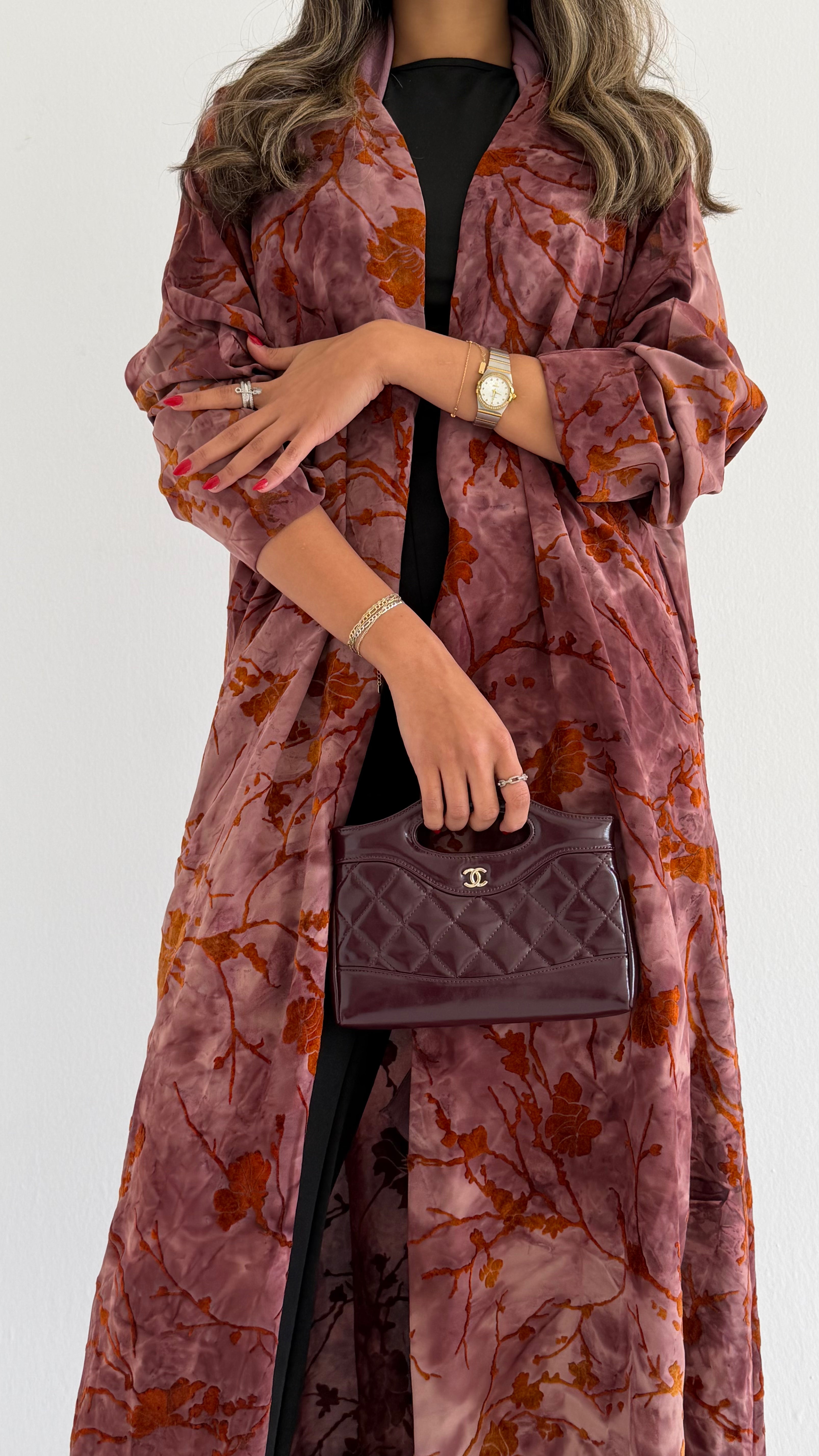 MW645 - Light Crepe Standing with Jacquard Half-Cloche