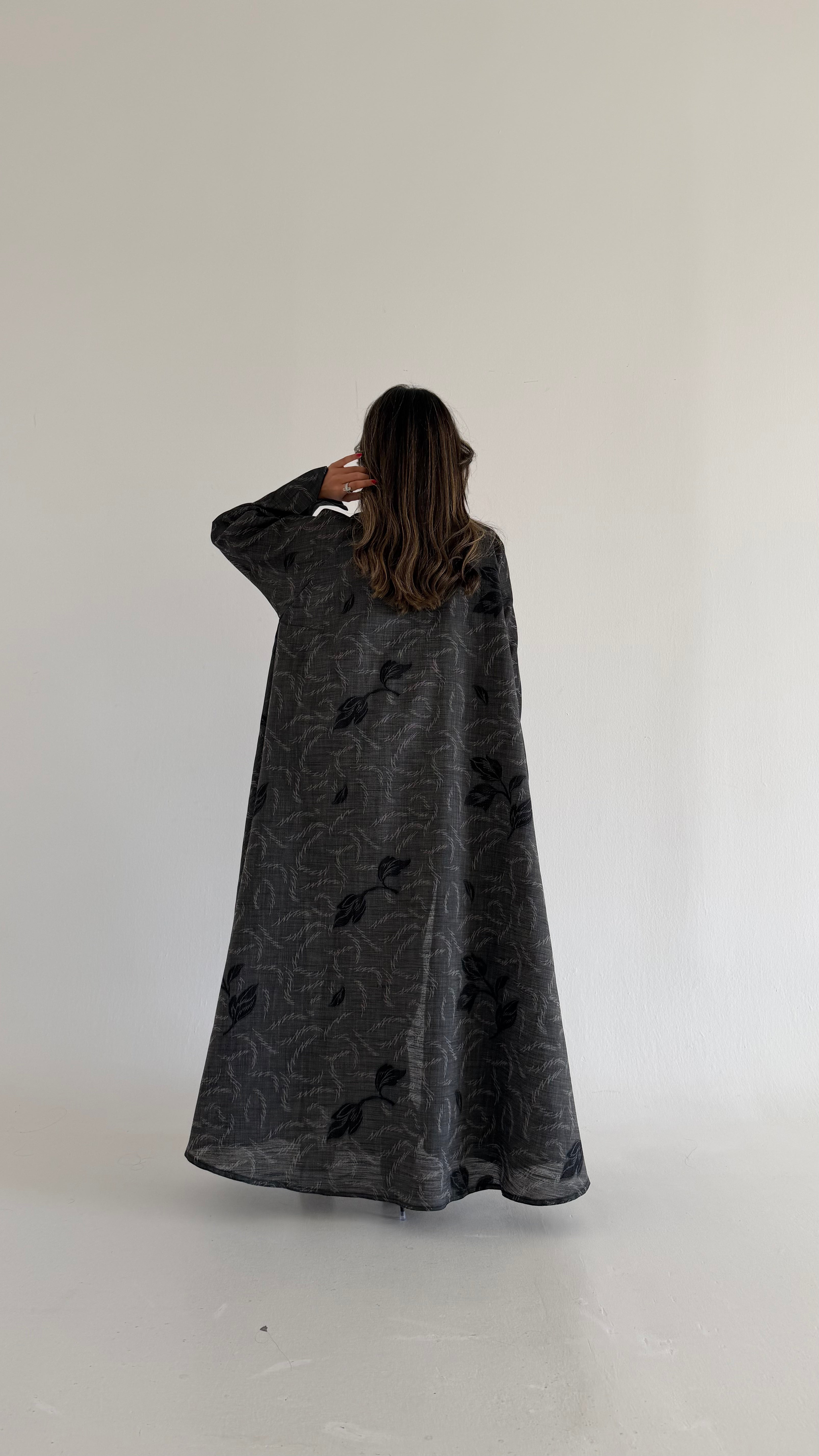 MW645 - Light Crepe Standing with Jacquard Half-Cloche