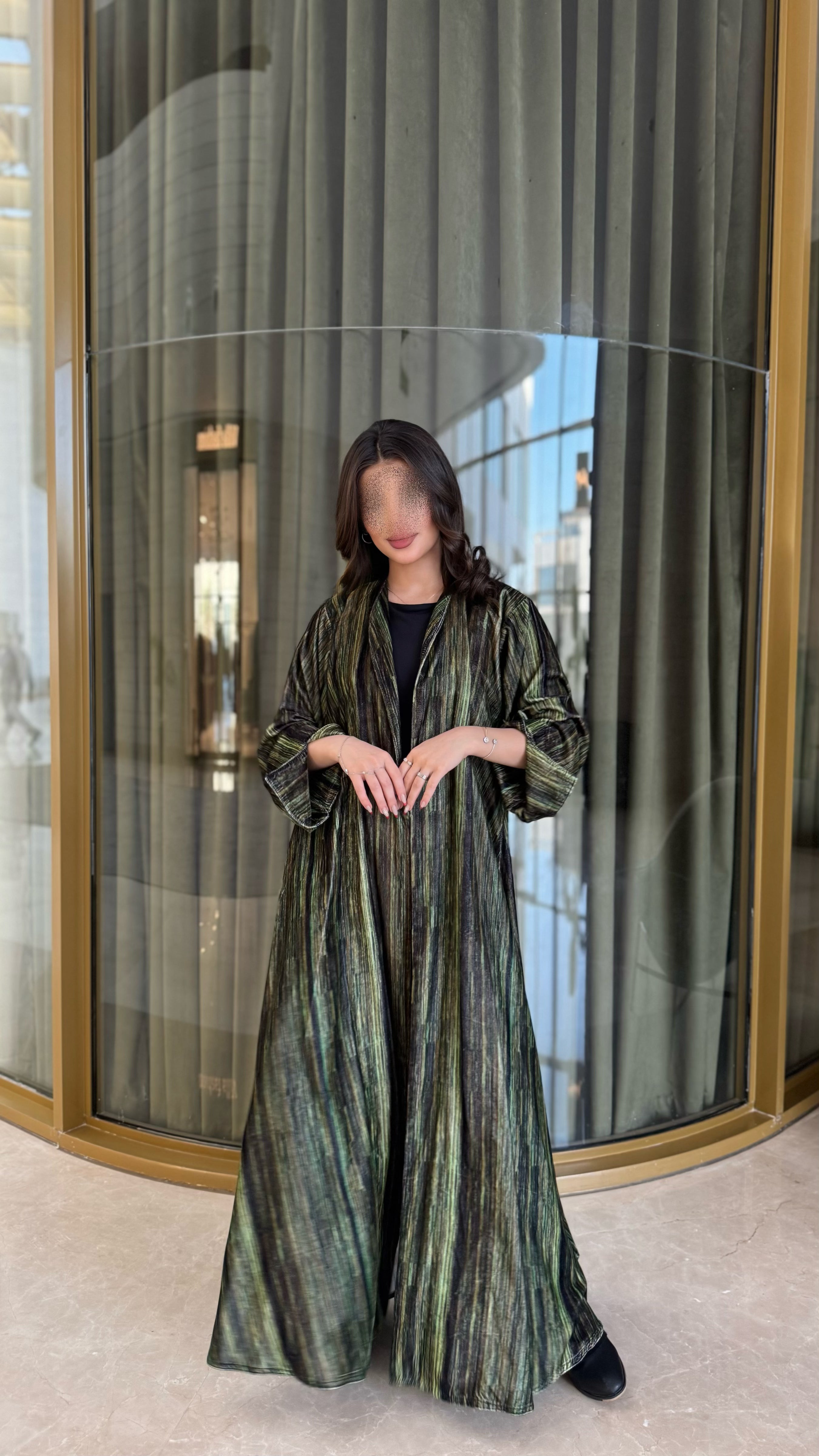 MWE115 - عباية مخمل طباعة - Aya