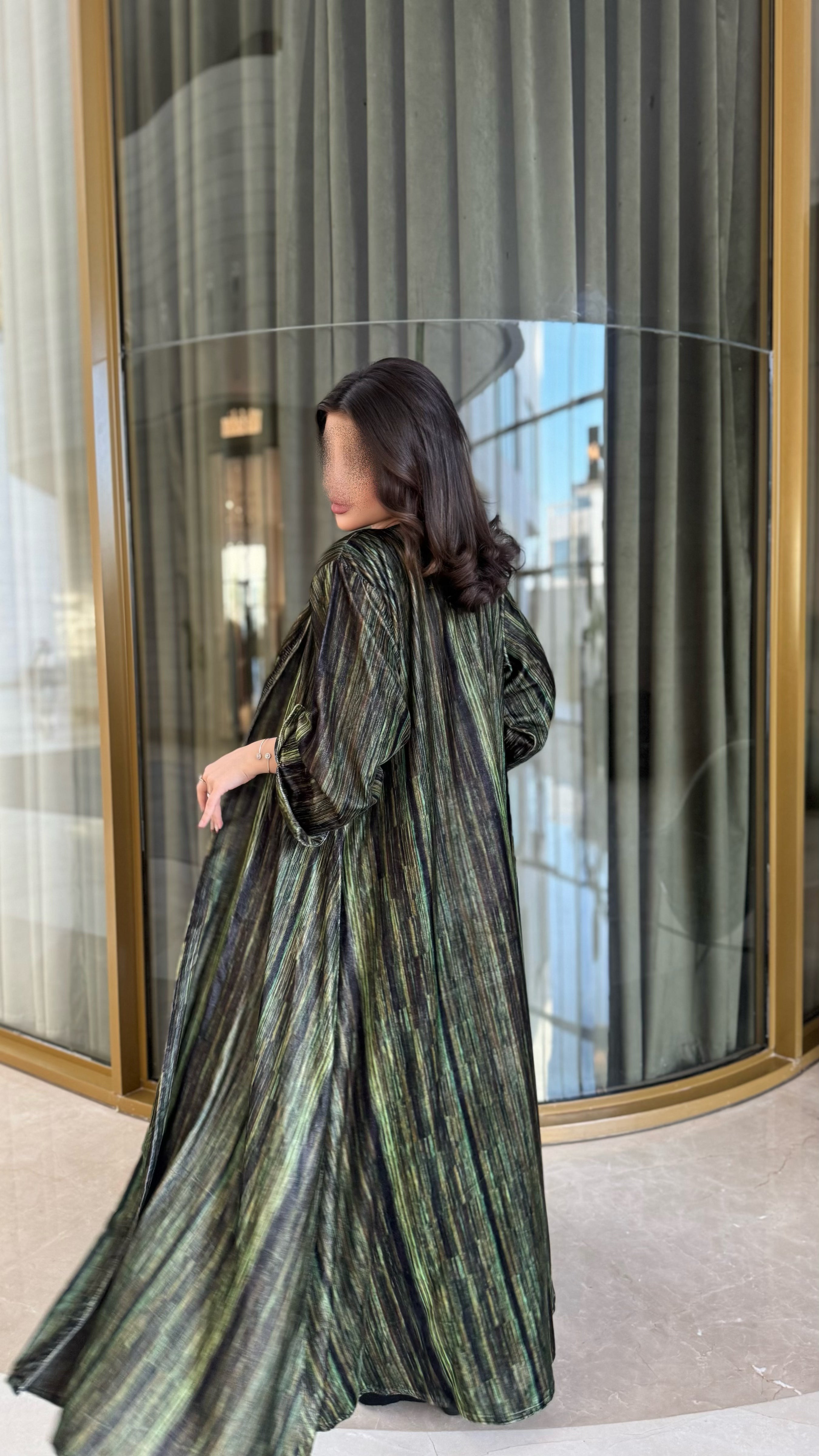 MWE115 - عباية مخمل طباعة - Aya