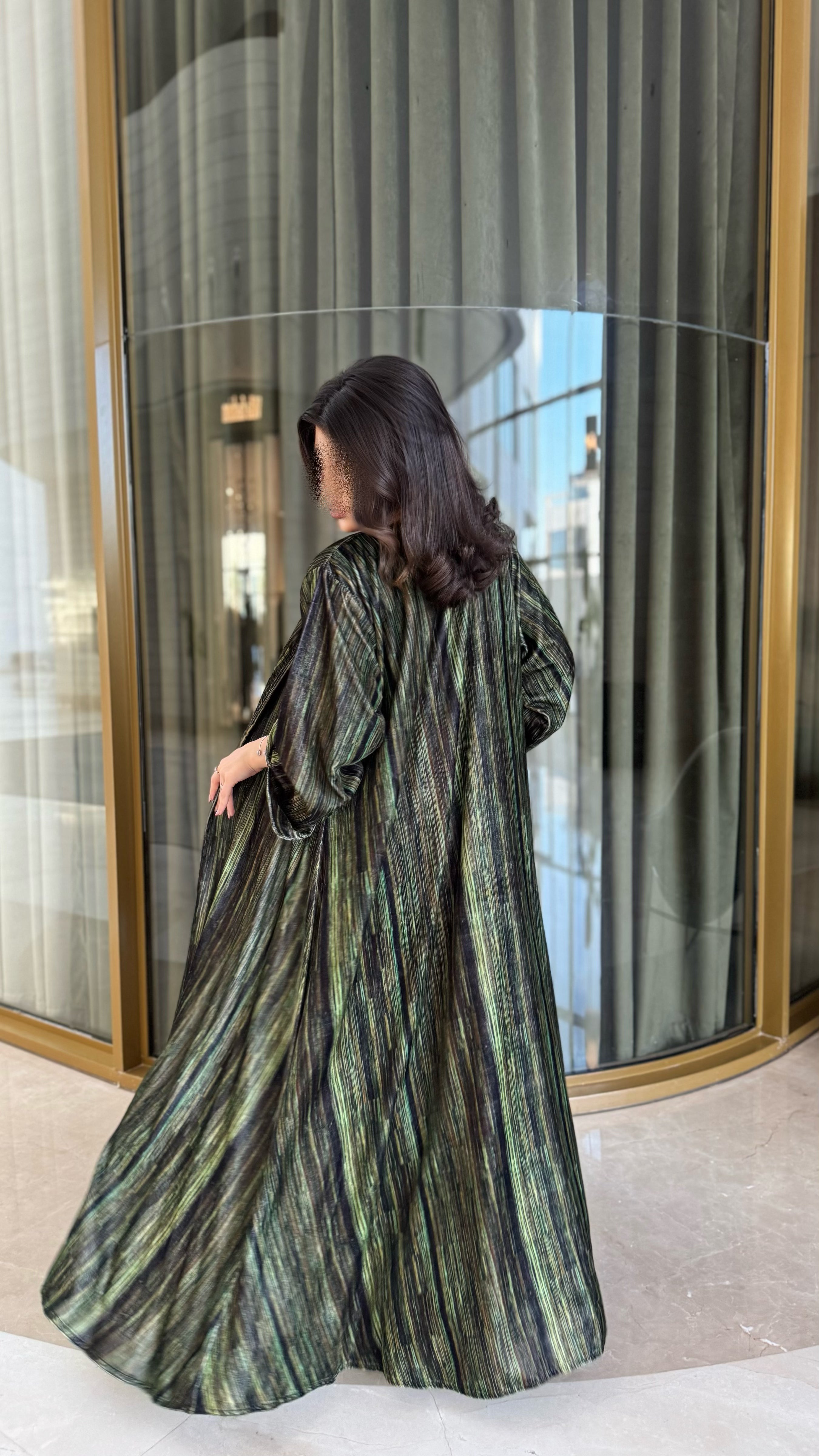 MWE115 - عباية مخمل طباعة - Aya