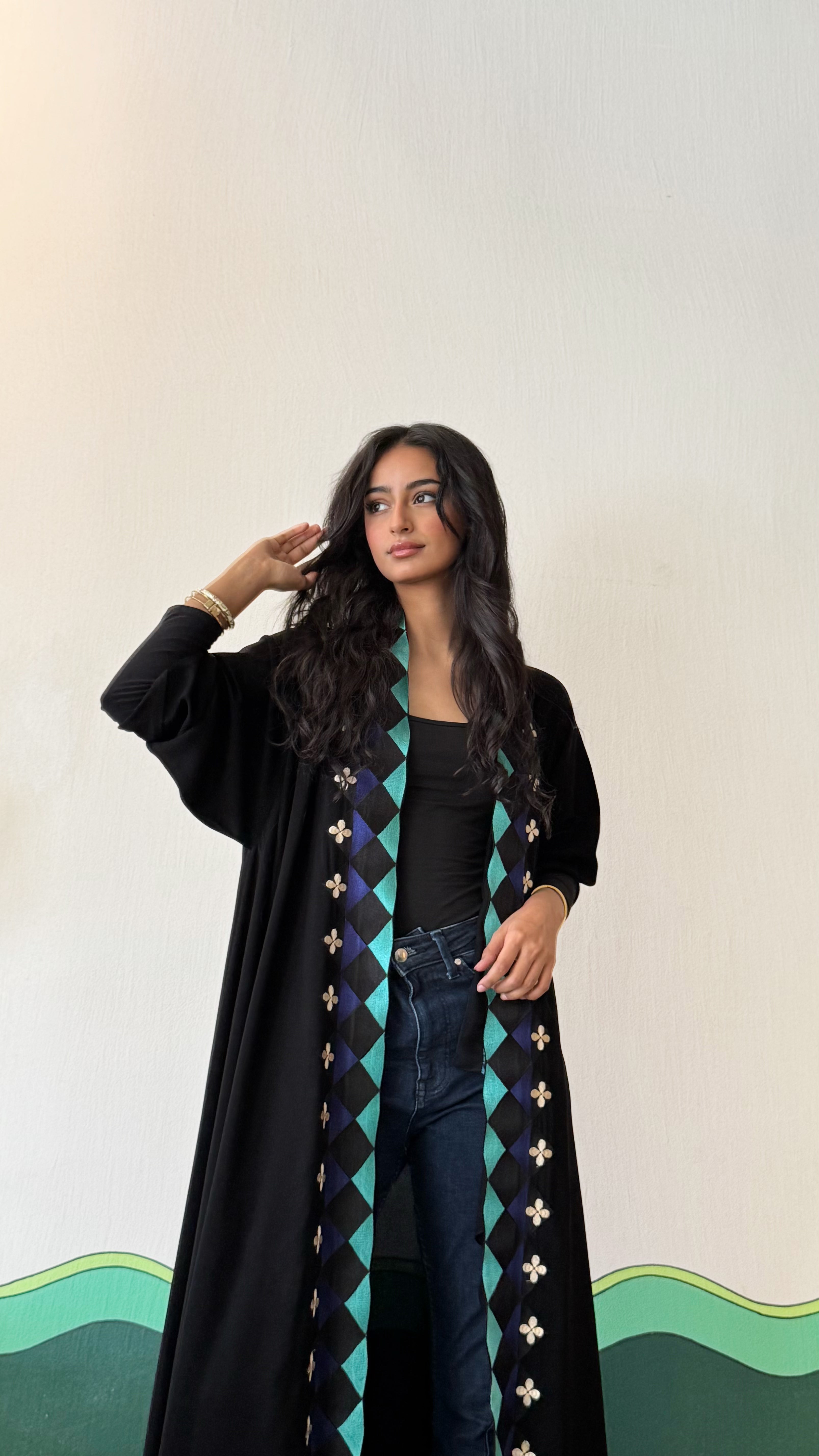 MWT351 - عباية اسود تطريز ازرق - Aya