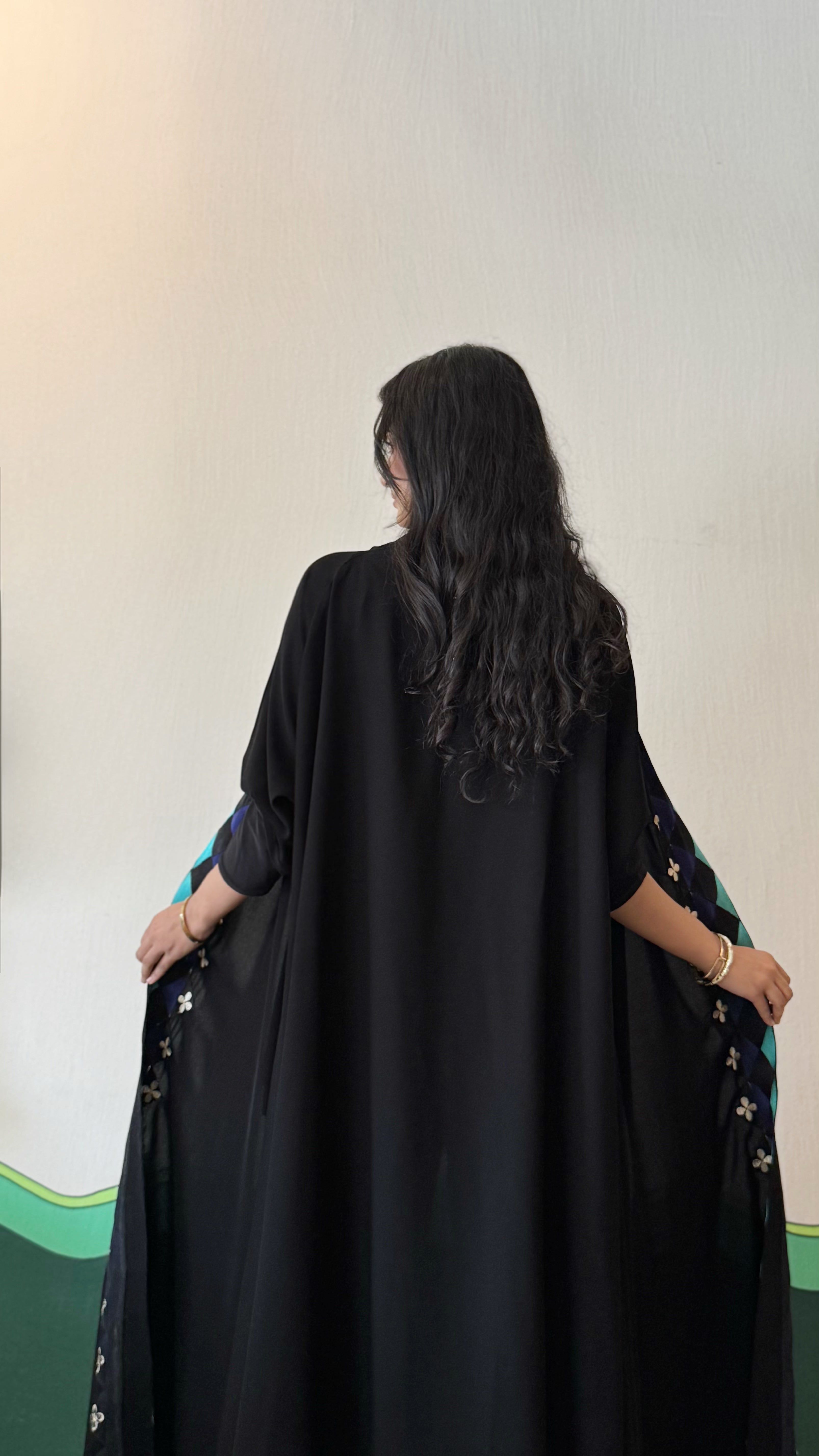 MWT351 - عباية اسود تطريز ازرق - Aya