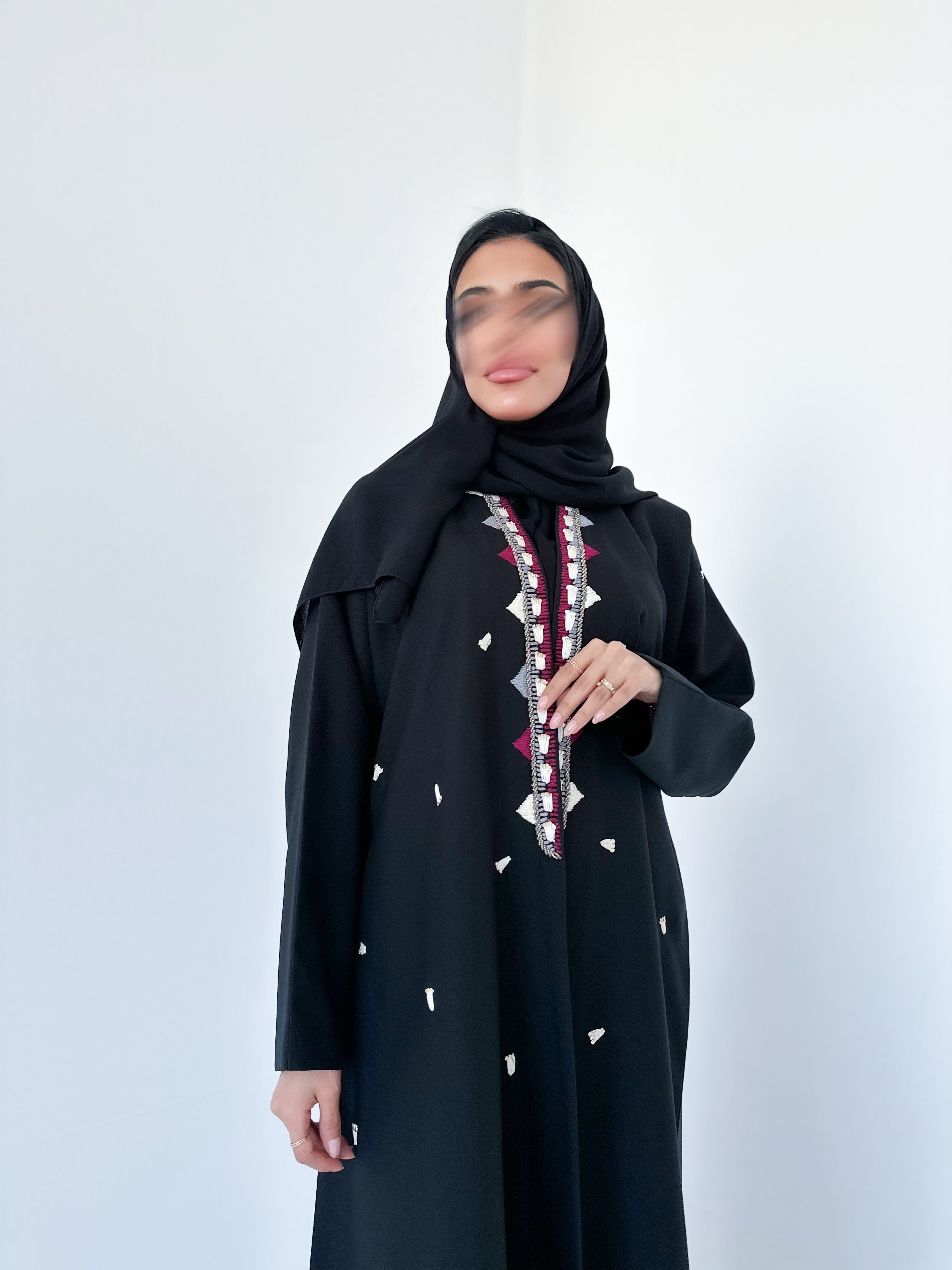 MW1157 - لمار  شغل شك يدوي نص كلوش - Aya