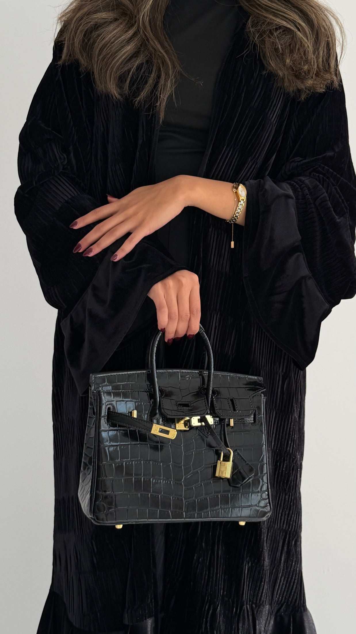 MWT876 - عباية مخمل بيليسية - Aya