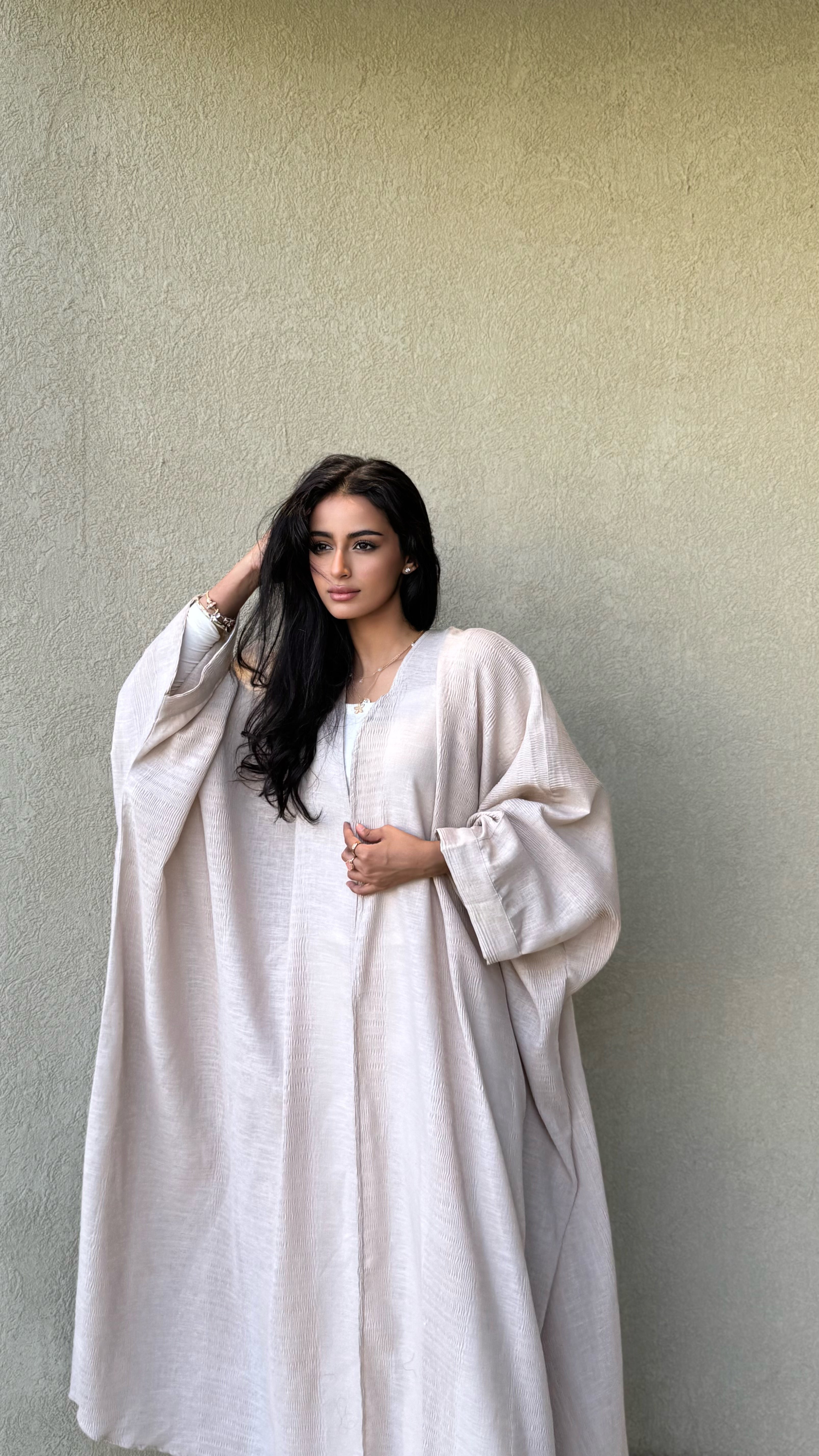 MW1525 - عباية بنك نص بشت | Soft Pink - Aya