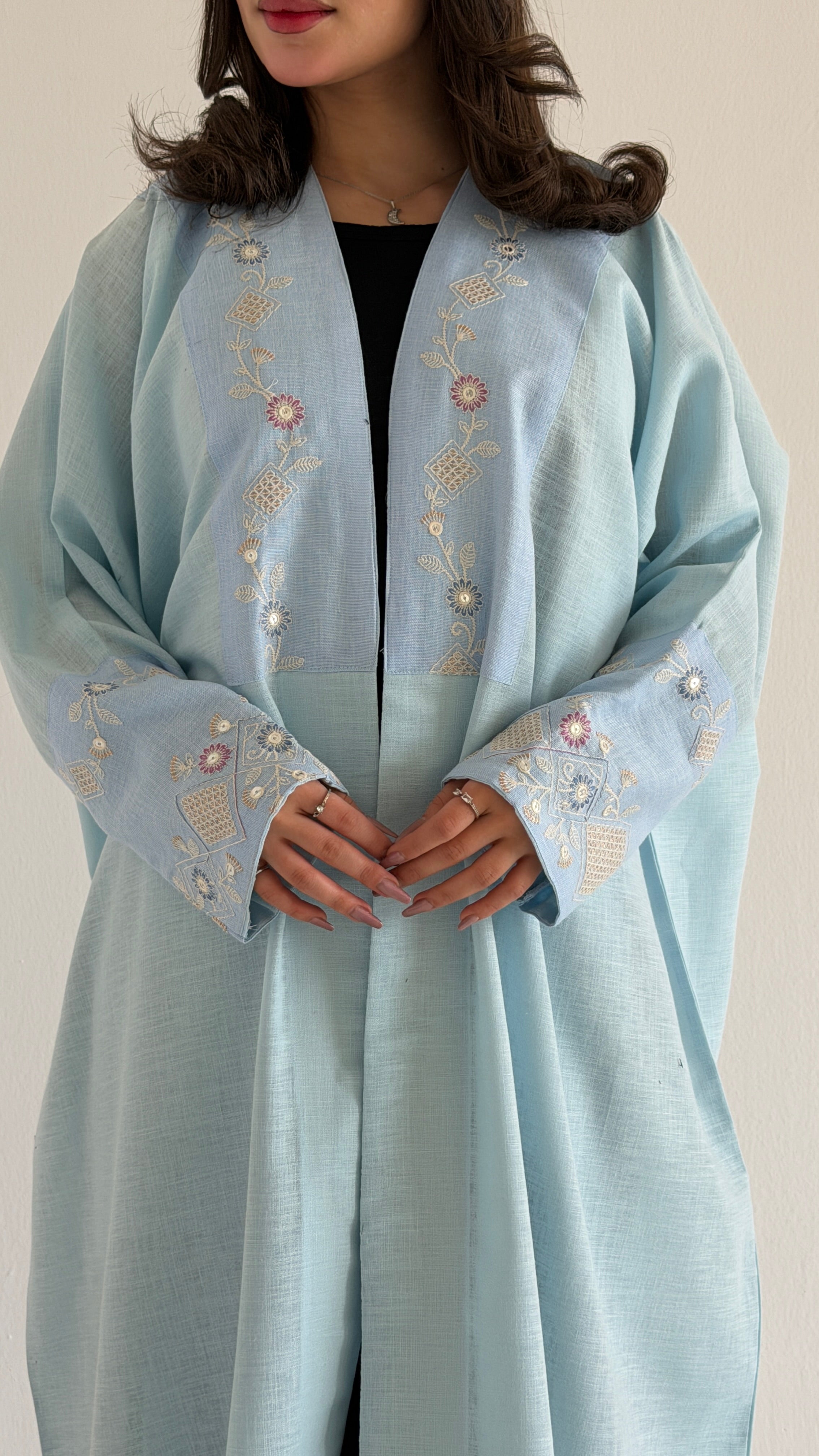 MWT5035 - قماش لينن سماوي مع تطريز سماوي - Aya