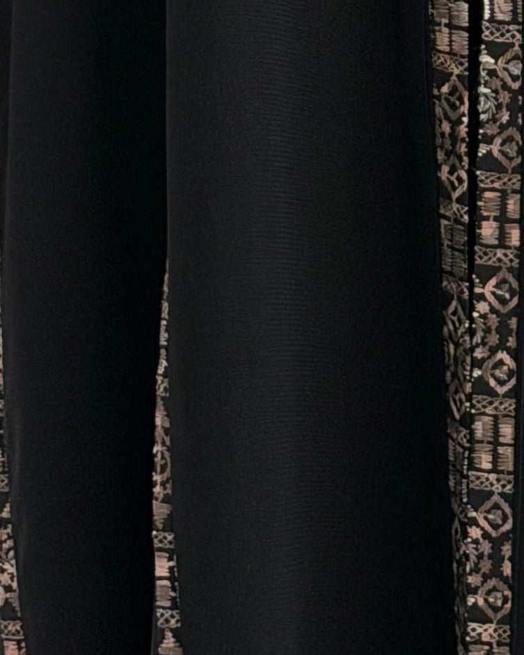 MWT796 - عبايه كريب مع تطريز - Aya