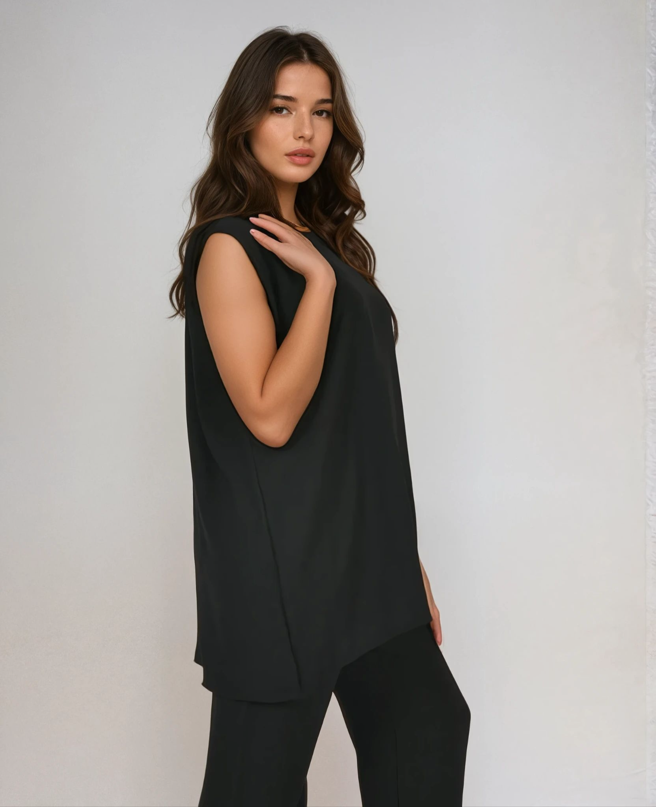 MWD09 -  طقم من قطعتين باللون الاسود - Aya