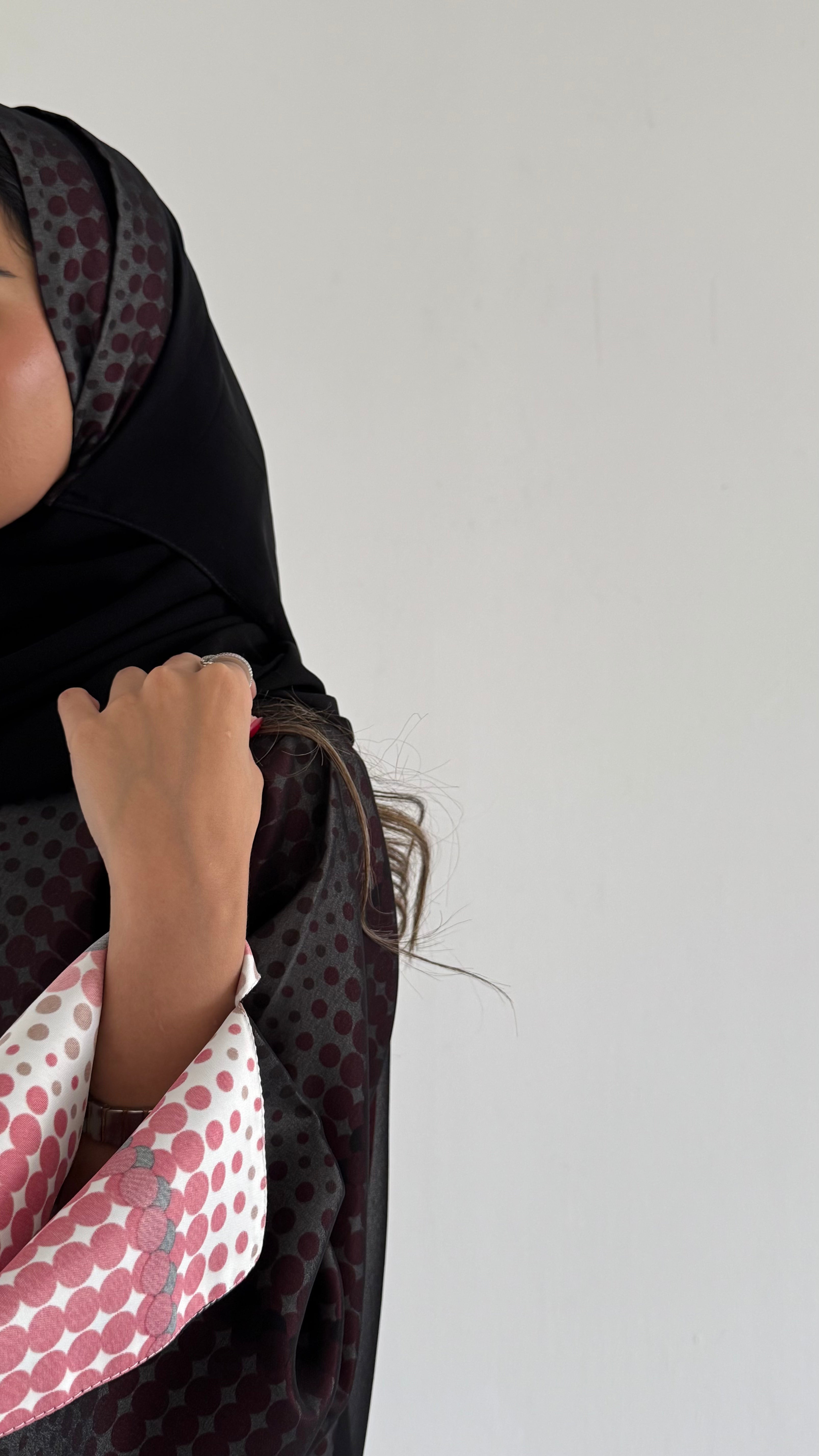 MWT302 - عباية تفته منقط مع شيفون|Polka-Dot Taffeta Abaya with Chiffon - Aya