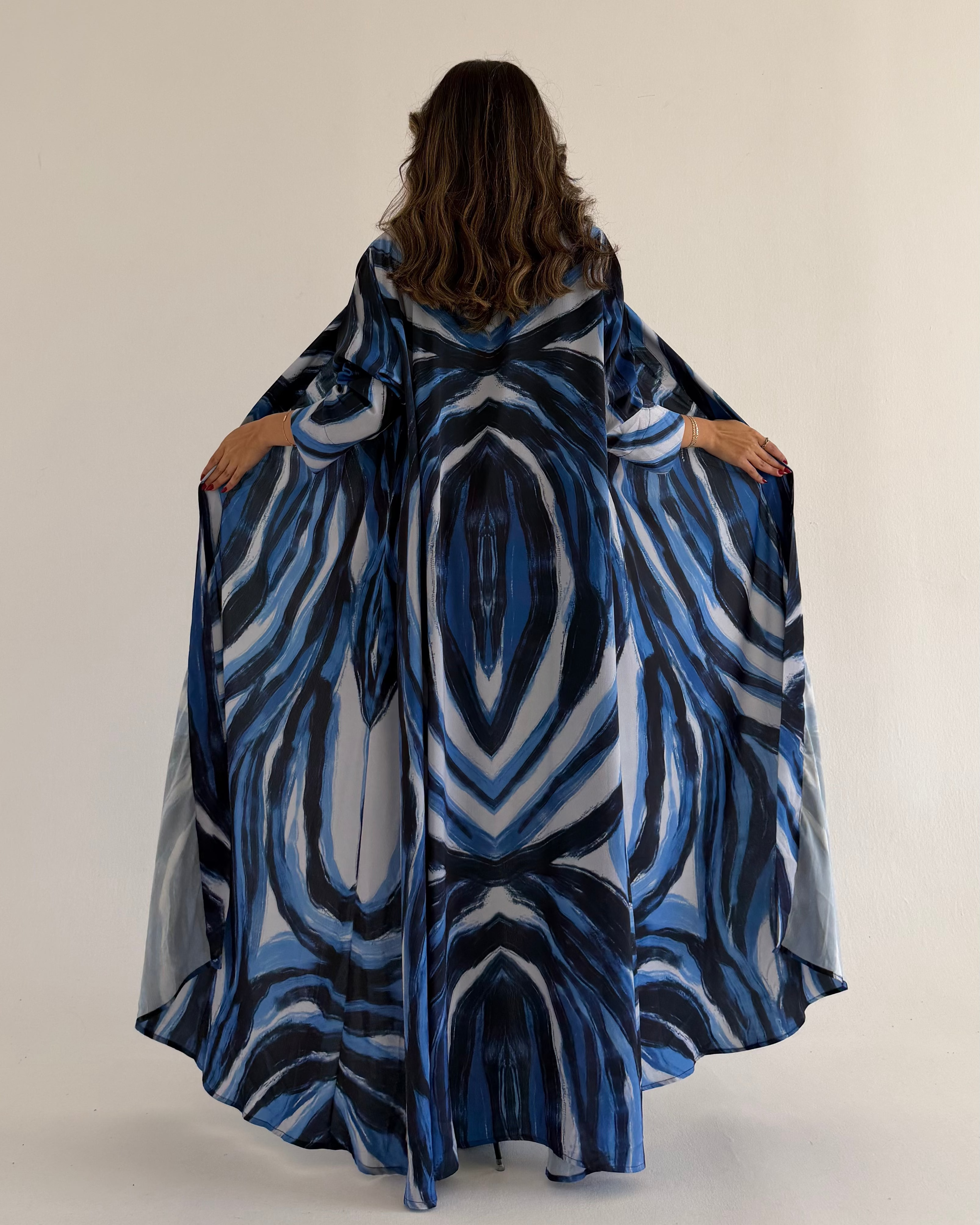 MW645 - Light Crepe Standing with Jacquard Half-Cloche