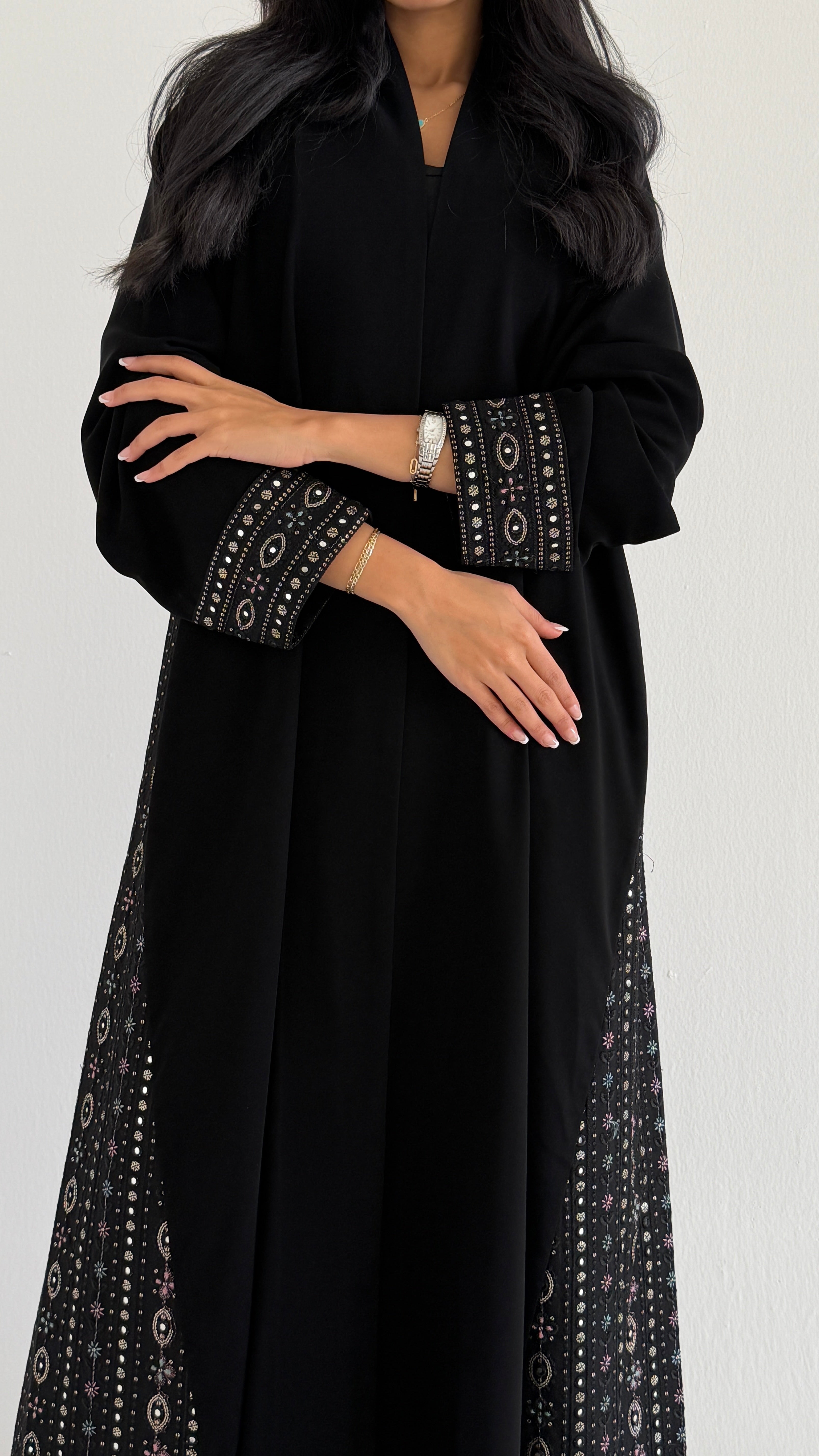 MWT5036 -قماش كريب اسود مع تطريز رمضاني قصة كلوش - Aya