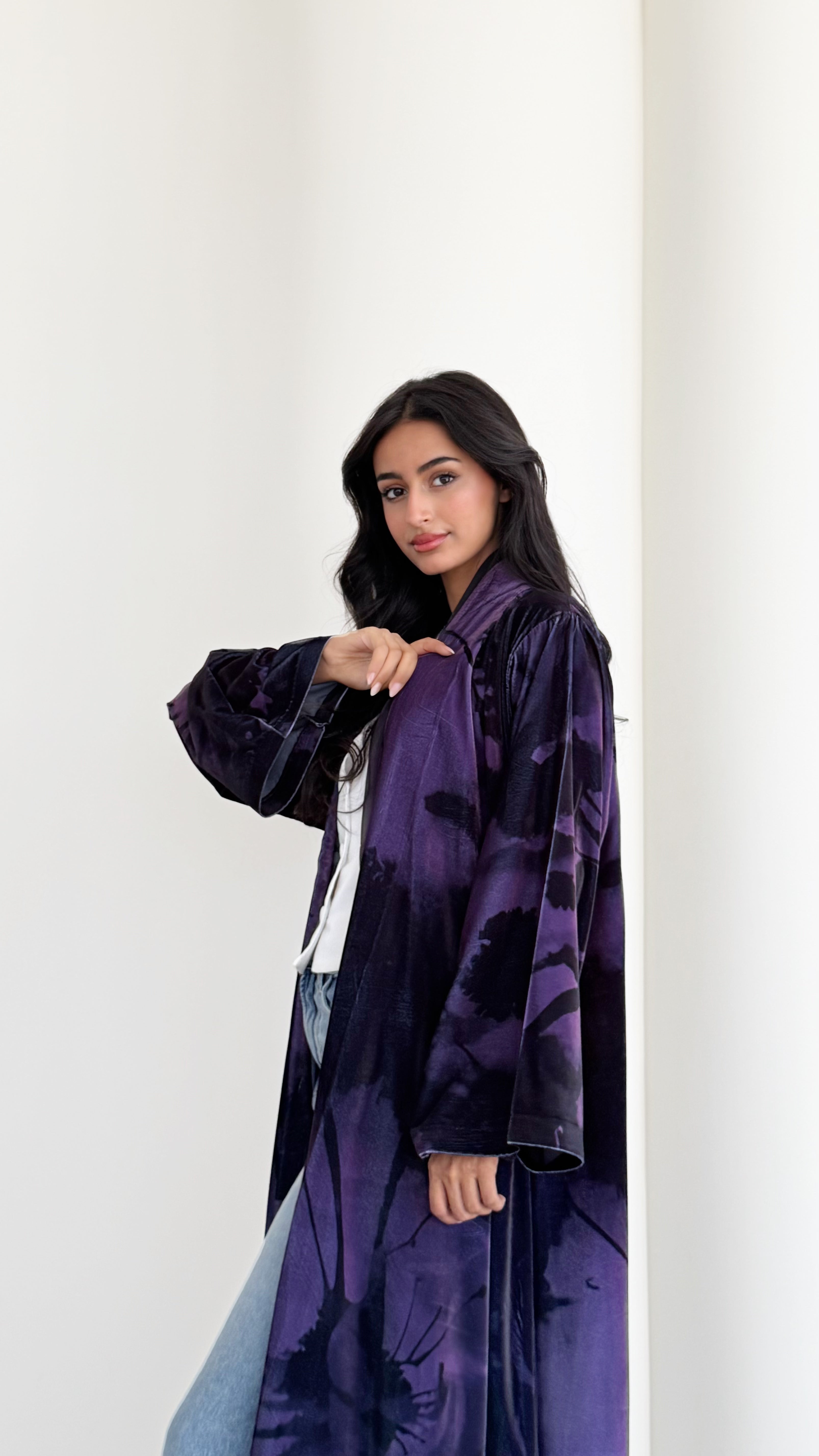 MWT621 - عباية مخمل طباعة