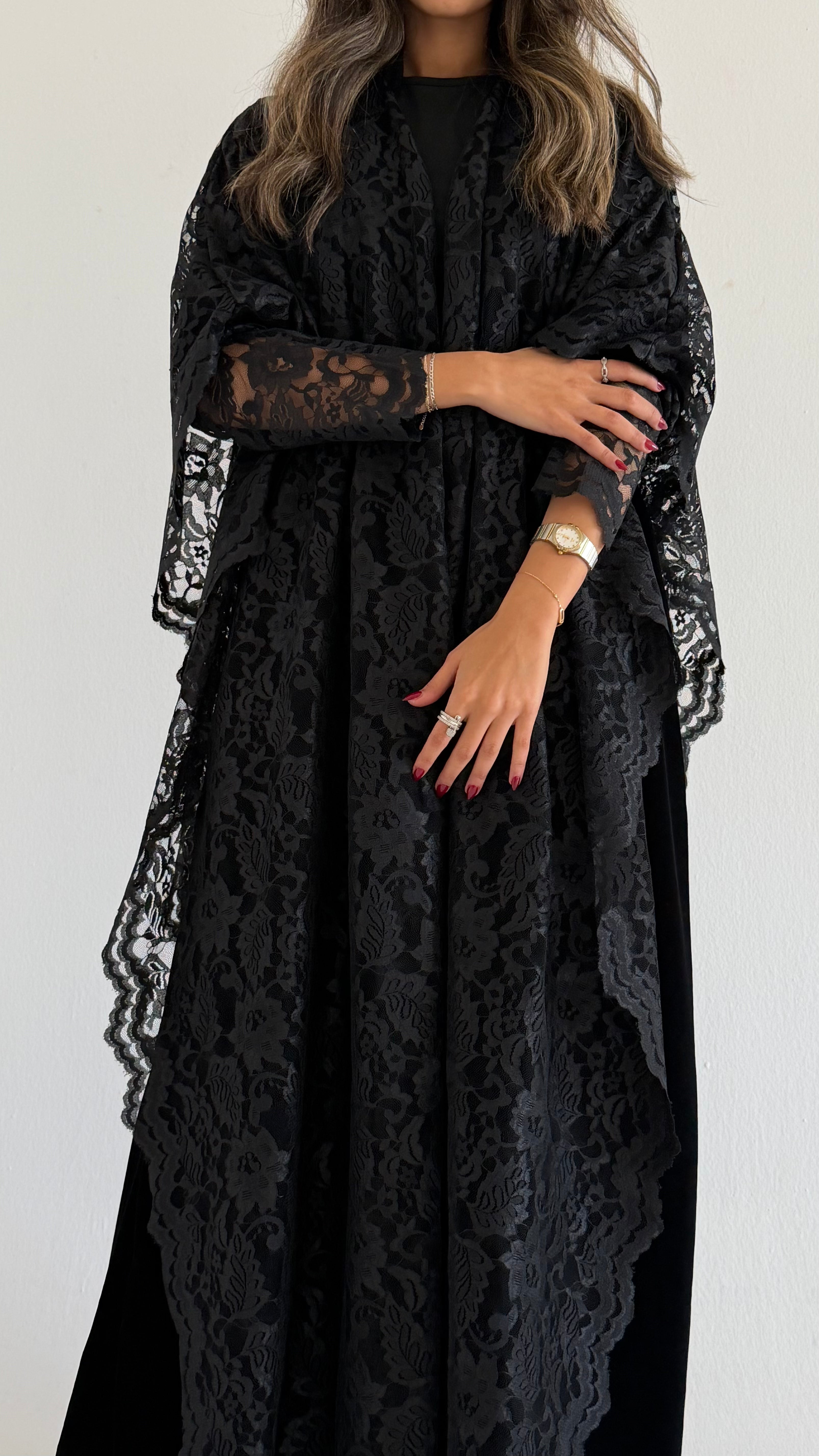 MW645 - Light Crepe Standing with Jacquard Half-Cloche