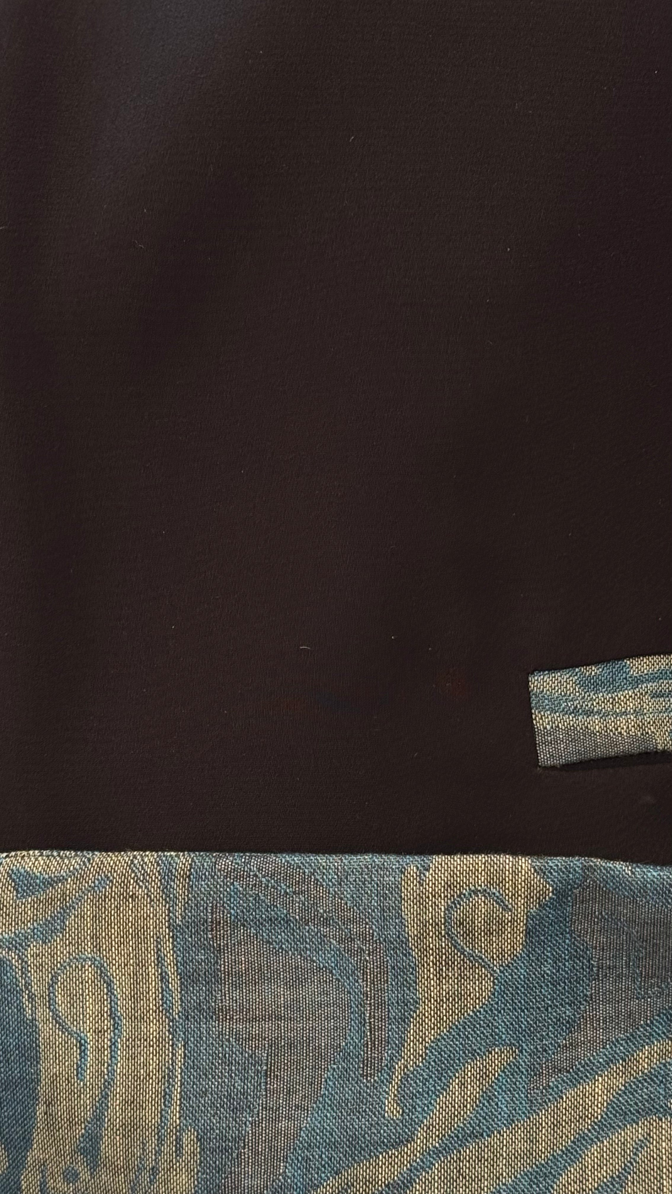 MW1783 - عباية بليزر سوداء بتدخيلة لنن هندي - Aya