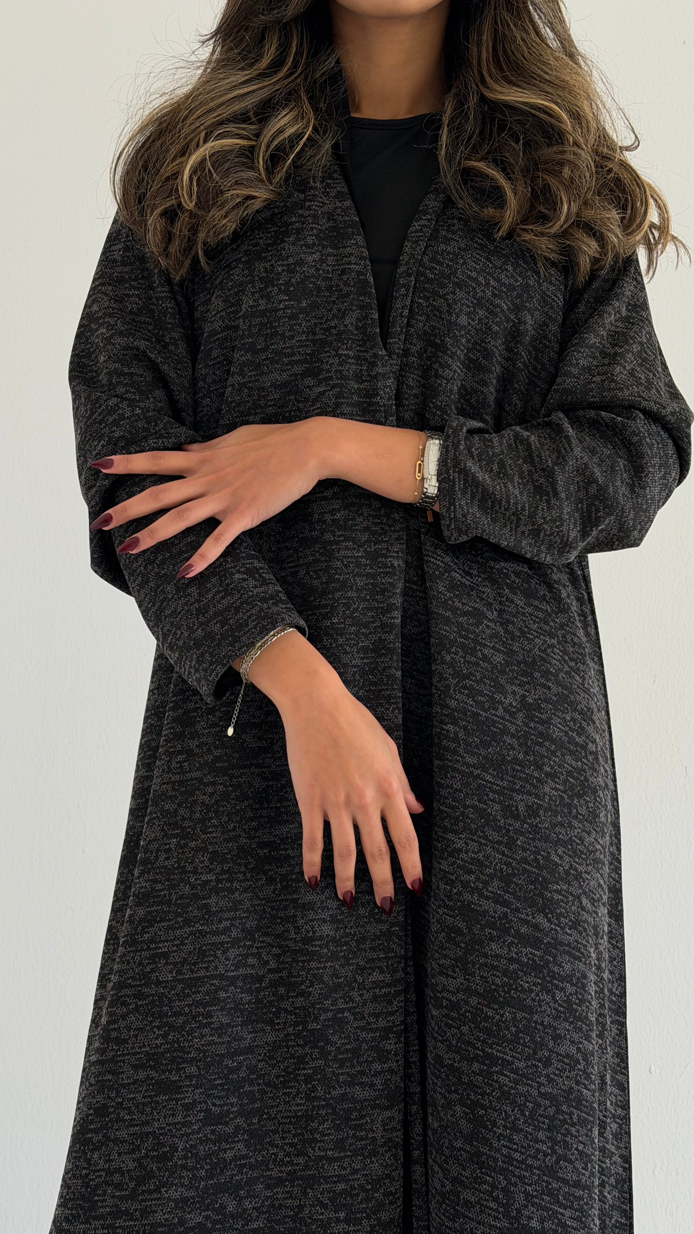 MW645 - Light Crepe Standing with Jacquard Half-Cloche