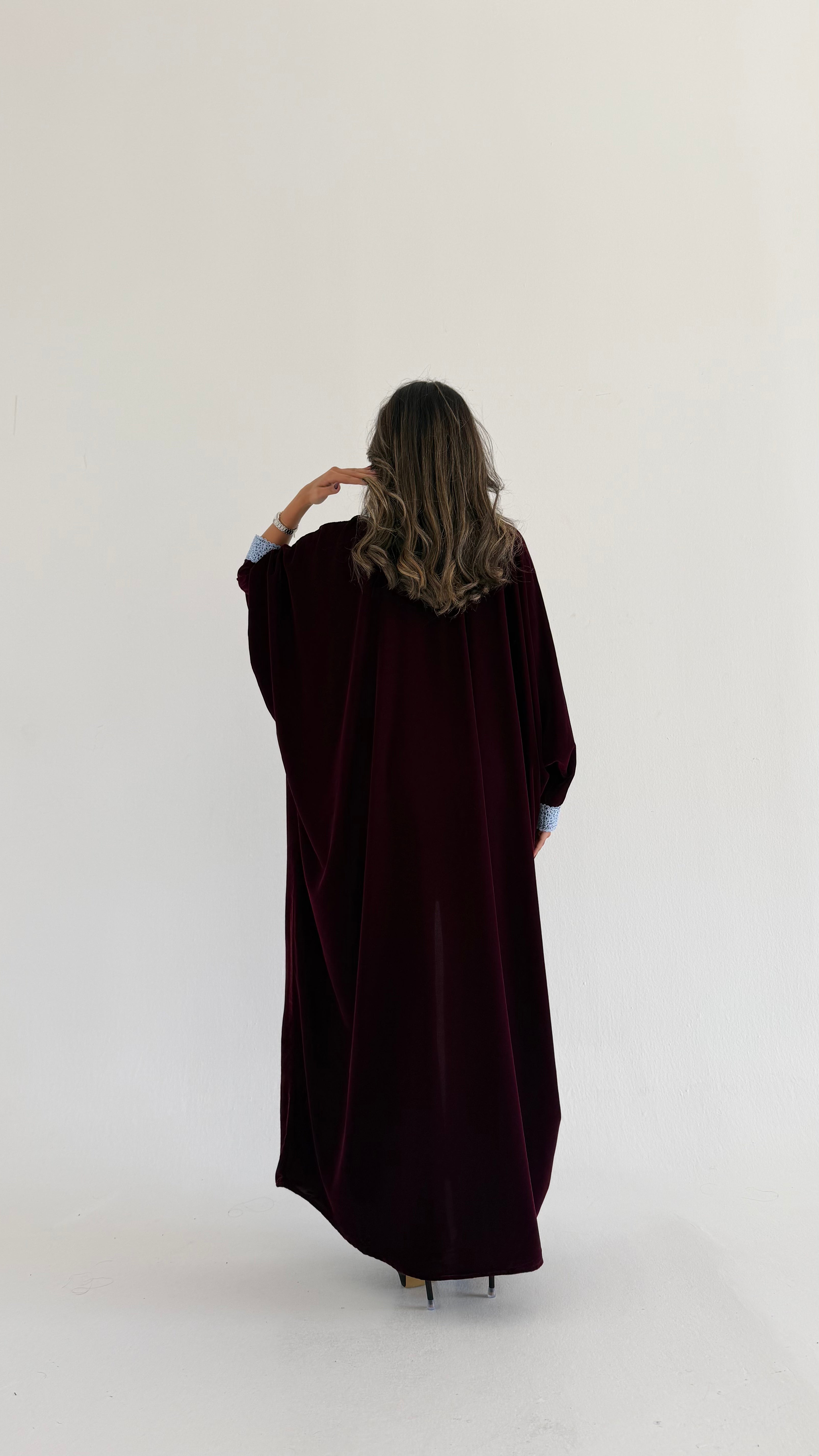 MW645 - Light Crepe Standing with Jacquard Half-Cloche