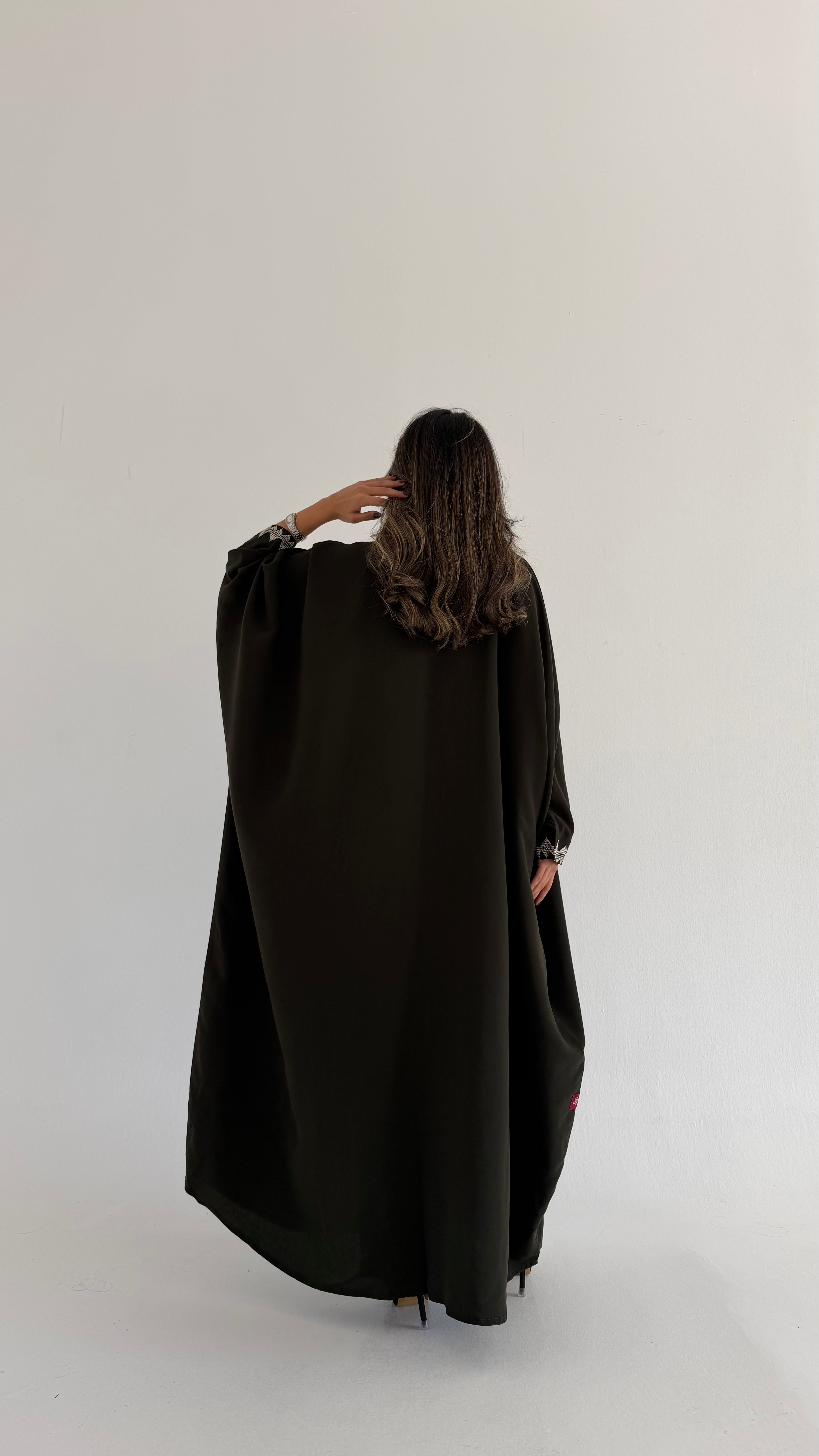 MWT679 - عباية زيتي تطريز - Aya