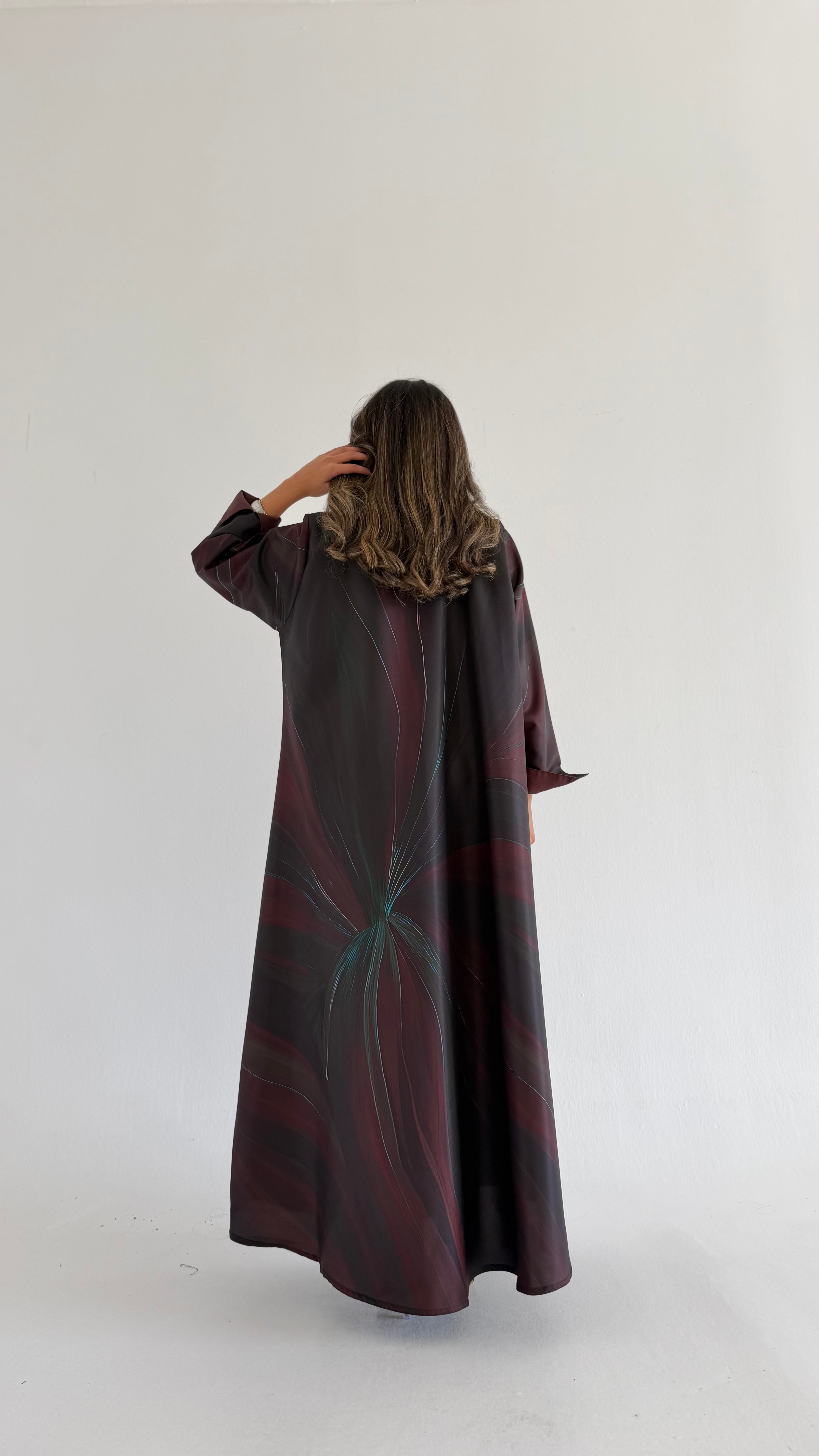 MWT386 - عباية اسود ملون - Aya