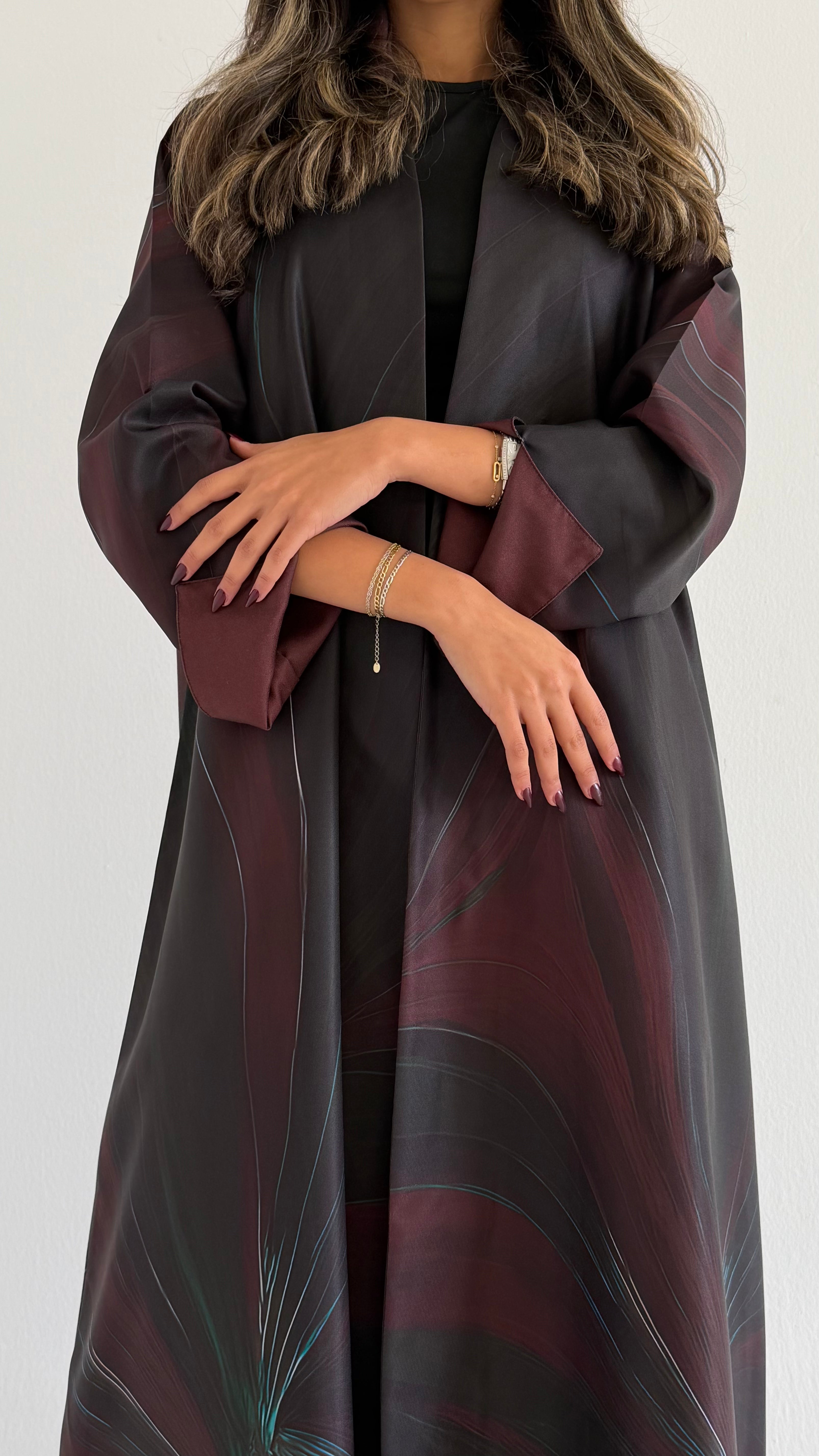 MWT386 - عباية اسود ملون - Aya