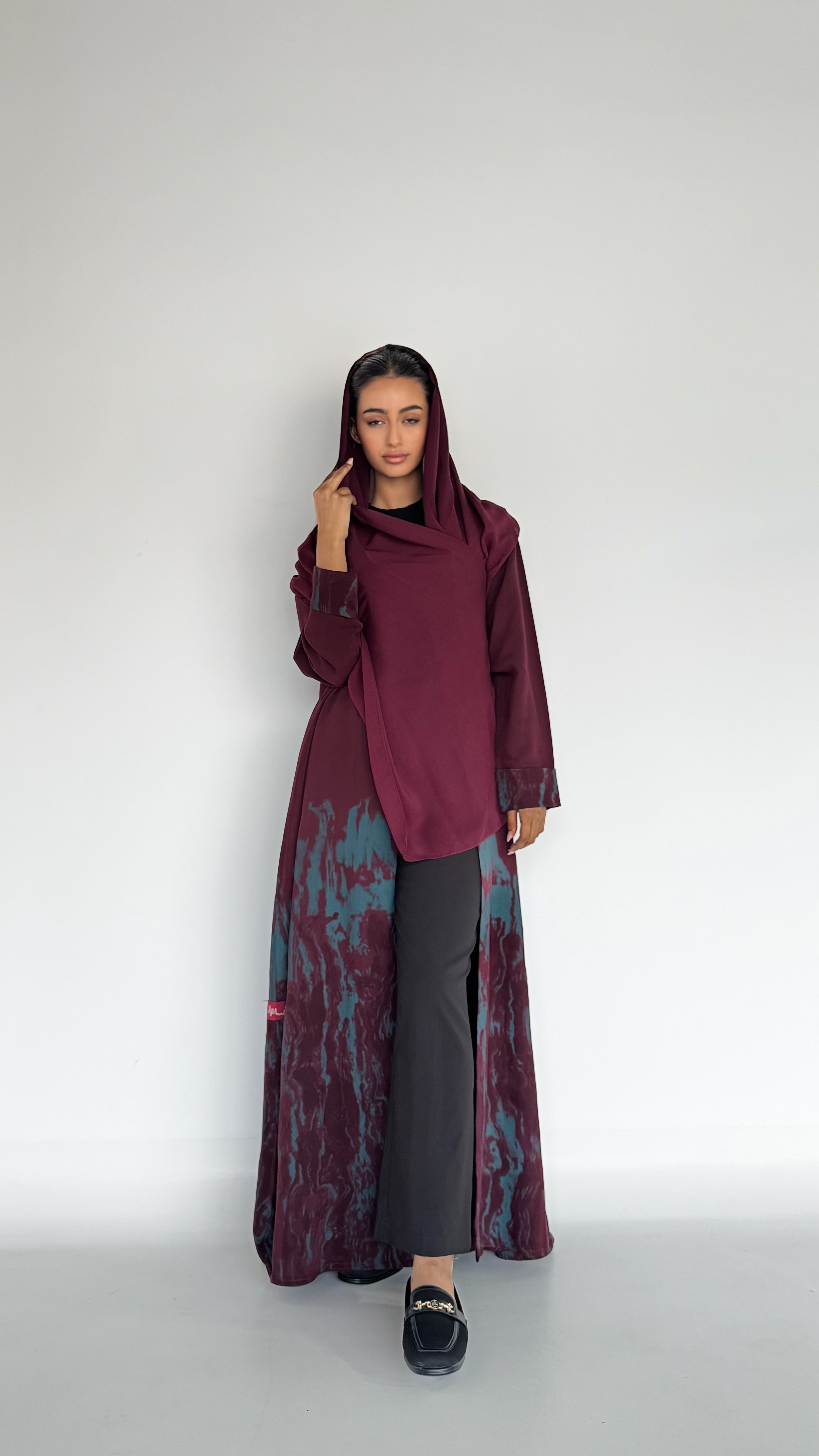 MWT381 - عباية عنابي طباعة