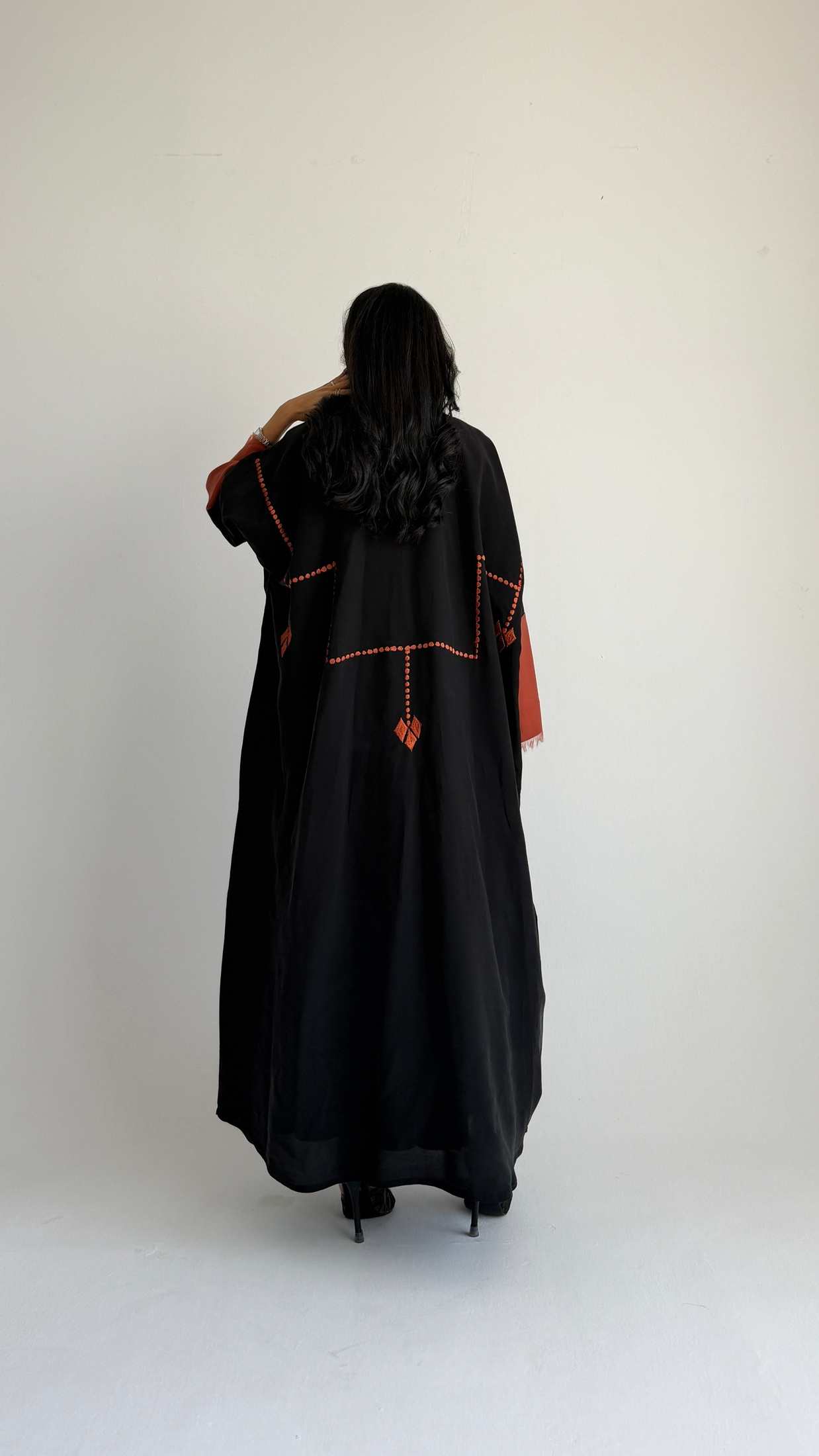 MWT1219 - عباية تطريز صيفي |Summer Embroidered Abaya - Aya