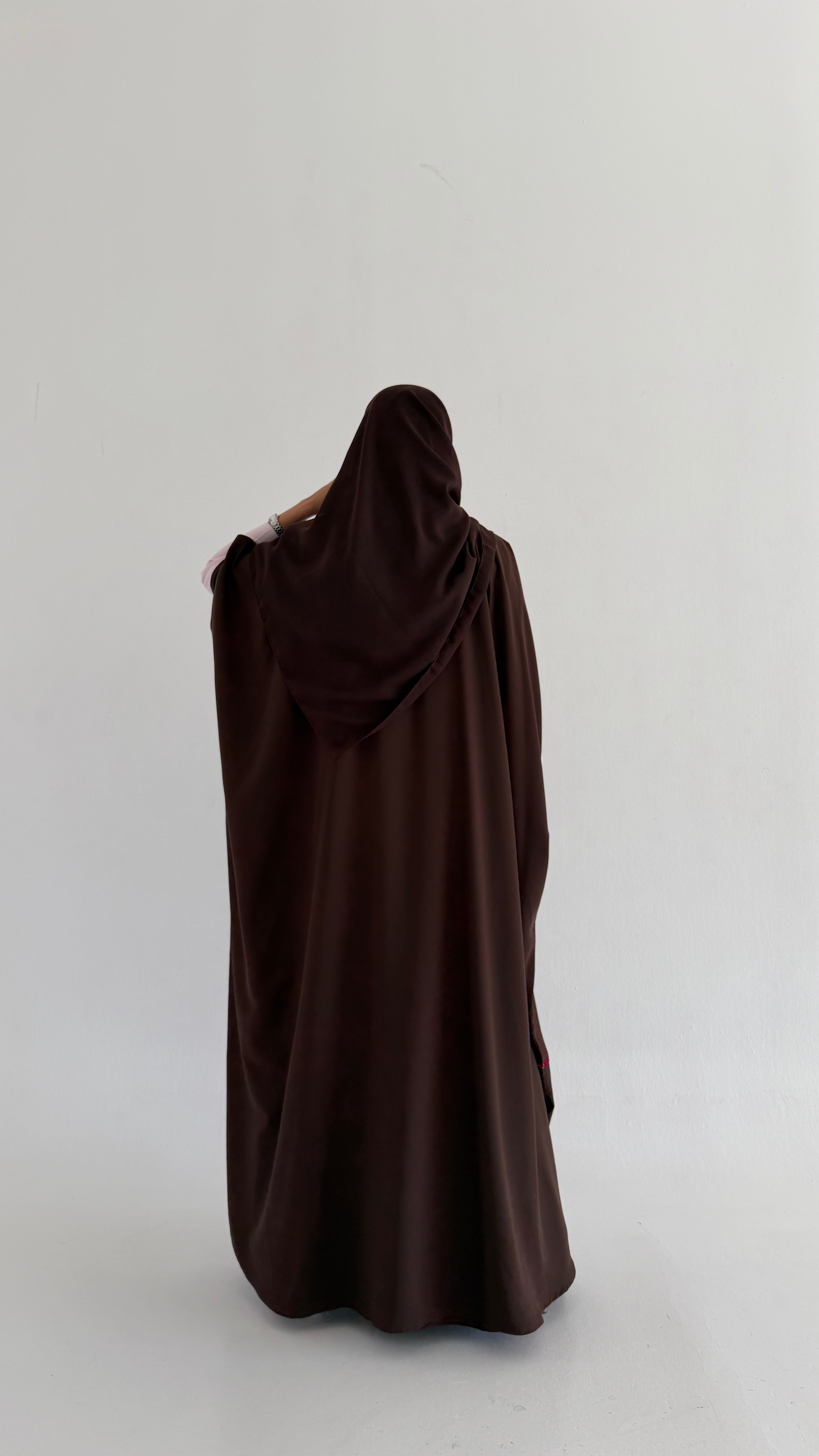 MW2015 - عباية كريب مع فستان كريب - Aya