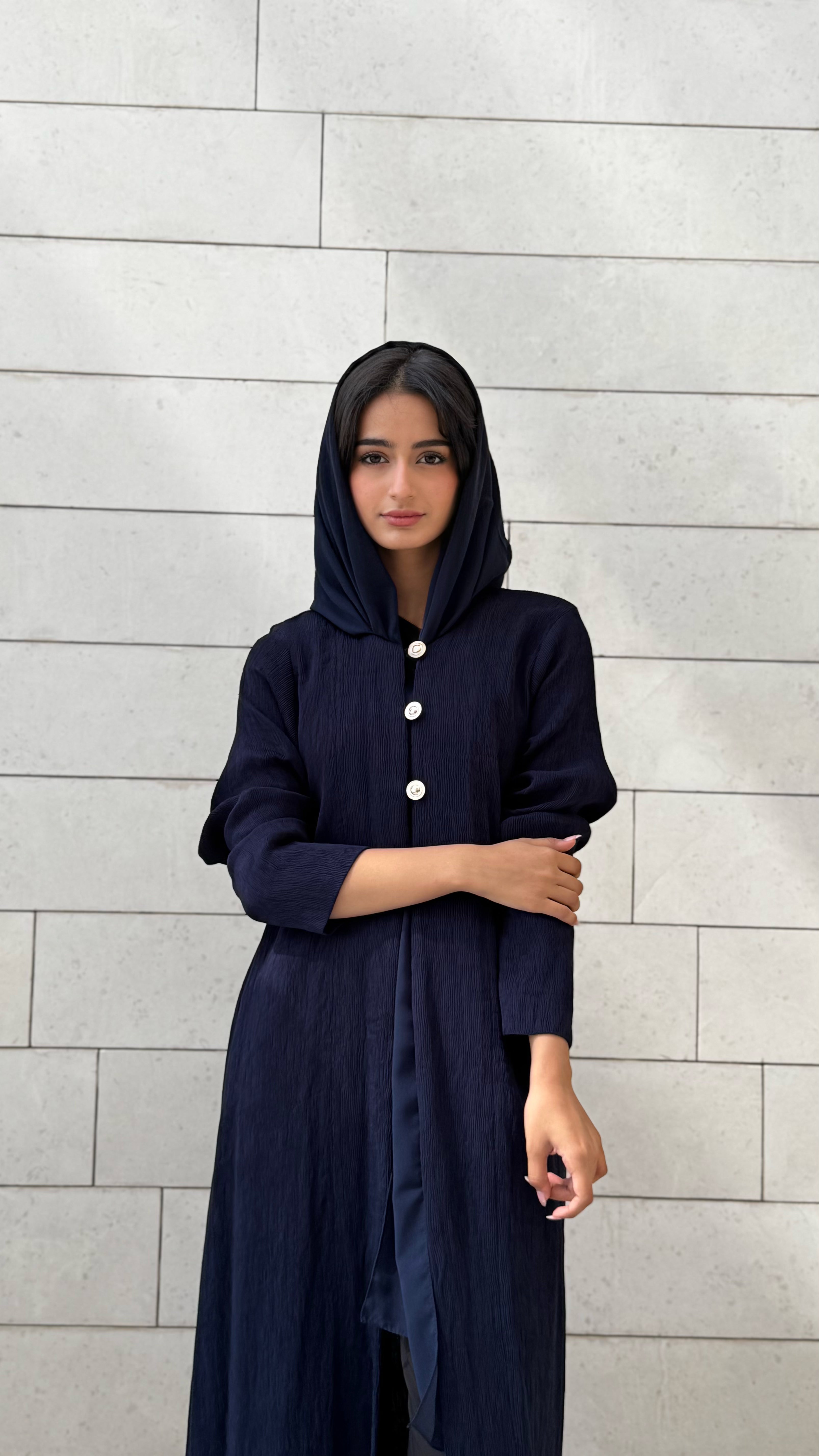 MWT660 - عباية كحلي بازارير ذهبية - Aya