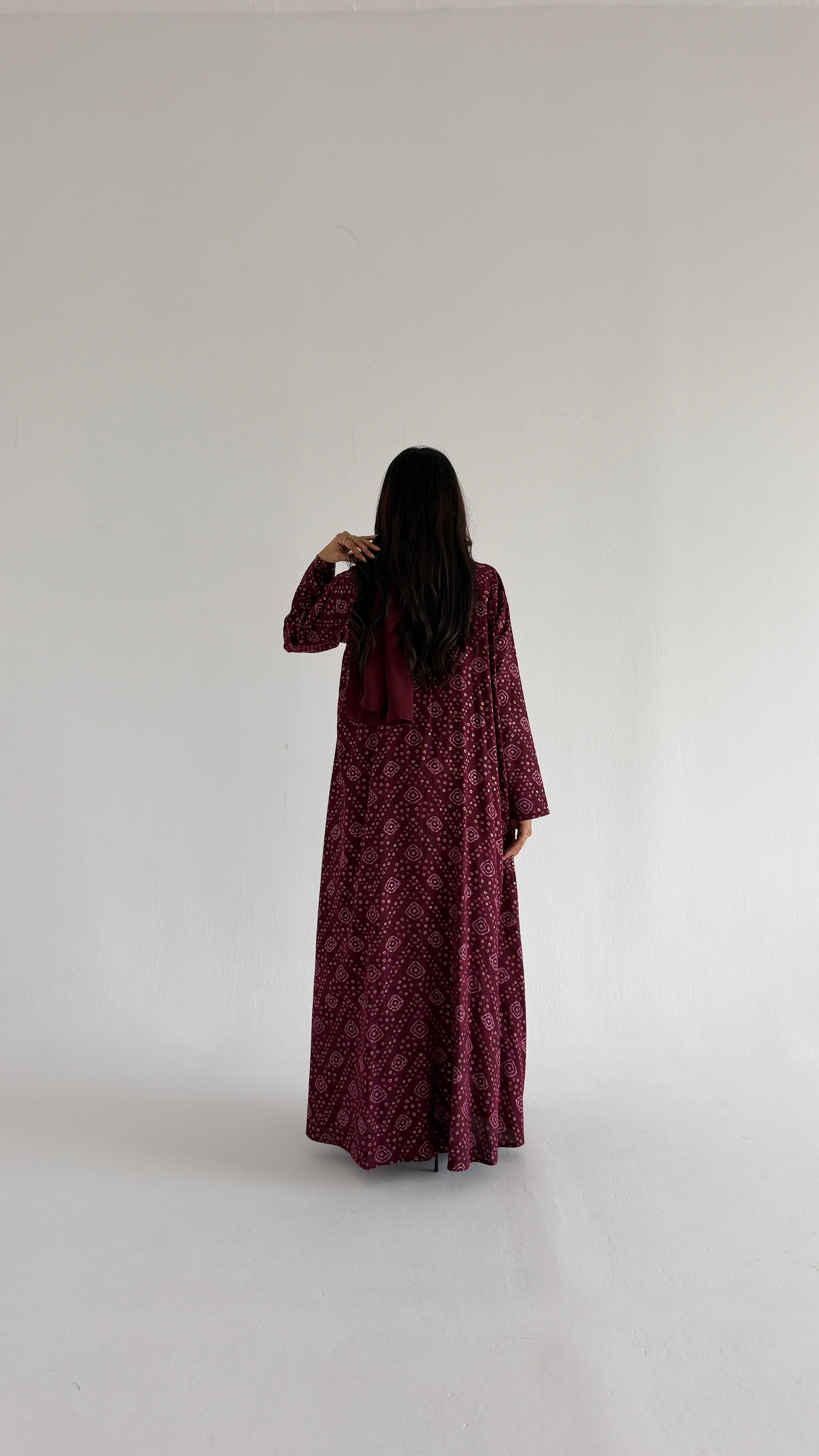 MW2155 - عباية جاكار نص كلوش بزخارف راقي وحصرية - Aya