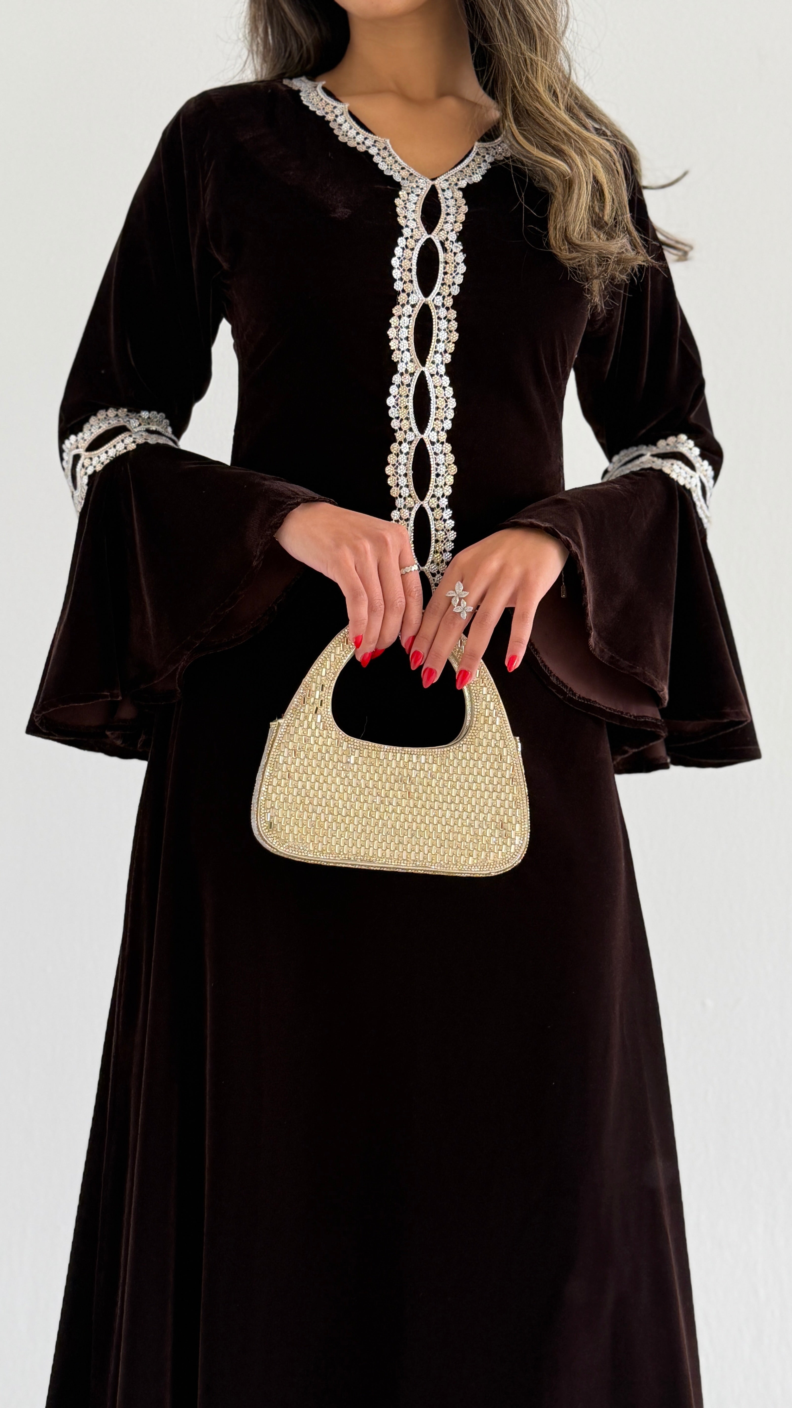 MWJ013 - جلابية مخمل مكسر بتصميم أنيق وكلفة ناعمة متوازنة - Aya