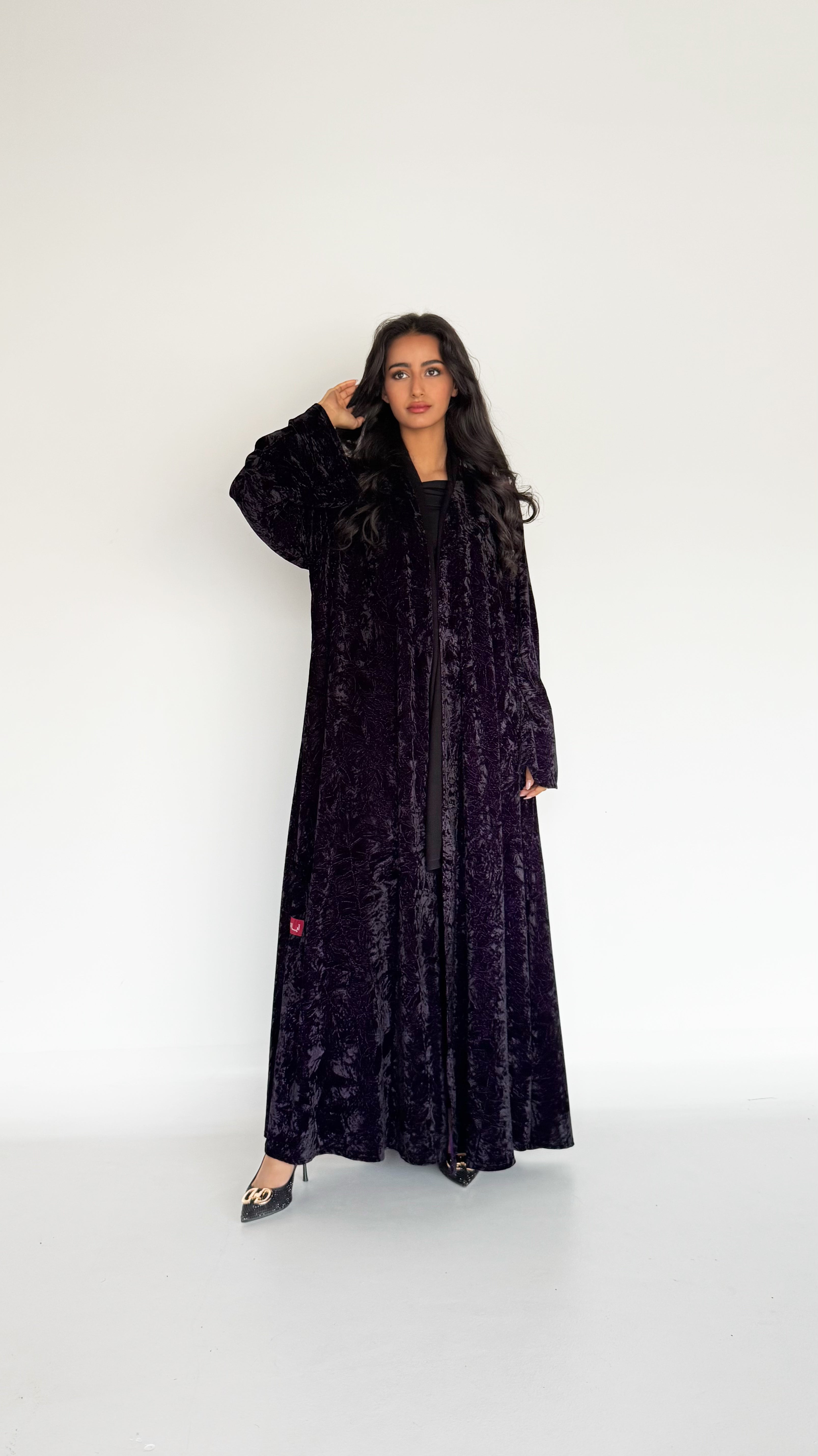 MW1768 - عباية مخمل مشجرة - Aya