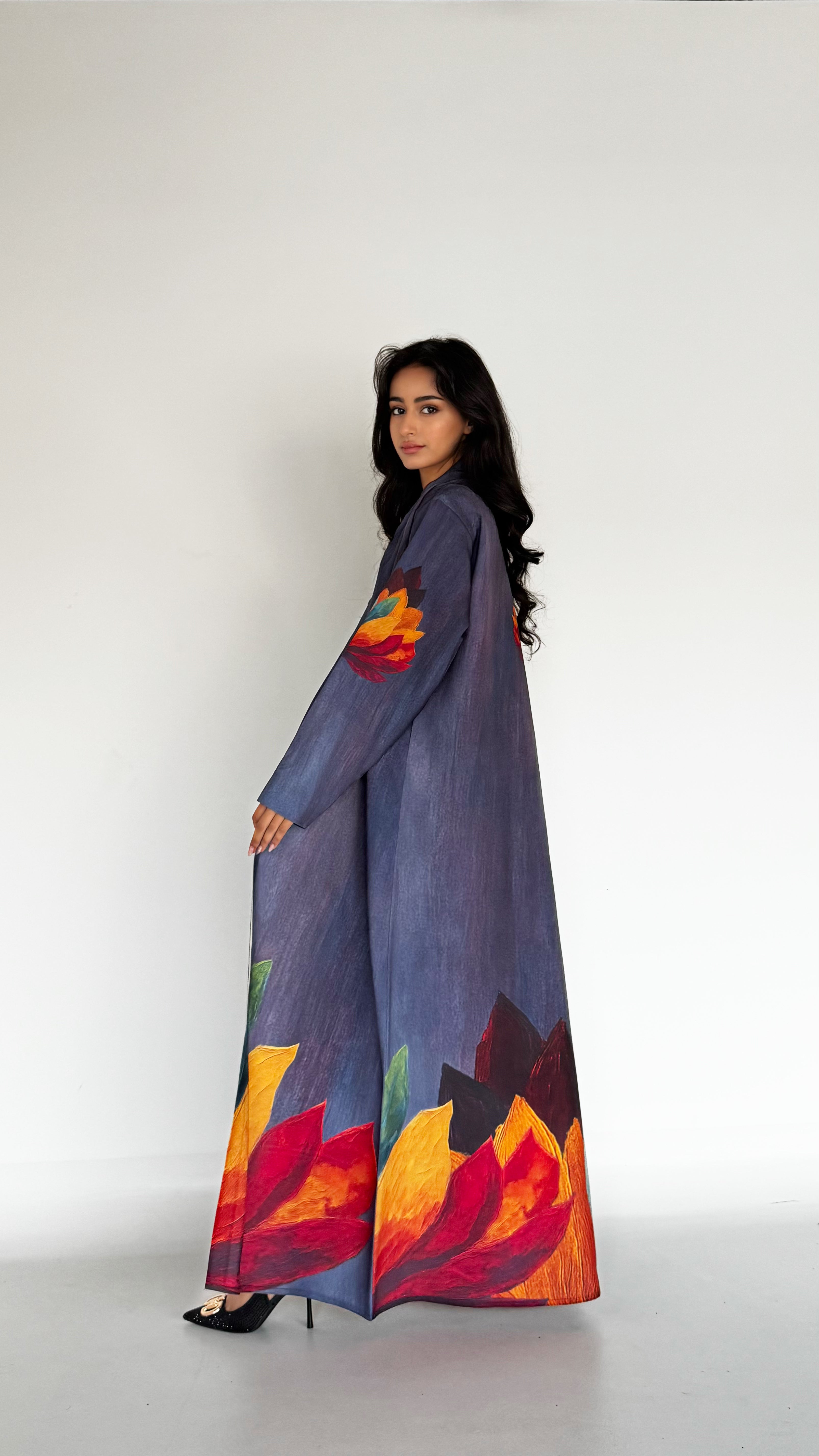 MW1800 - عباية طباعة بالوان متناغمة - Aya