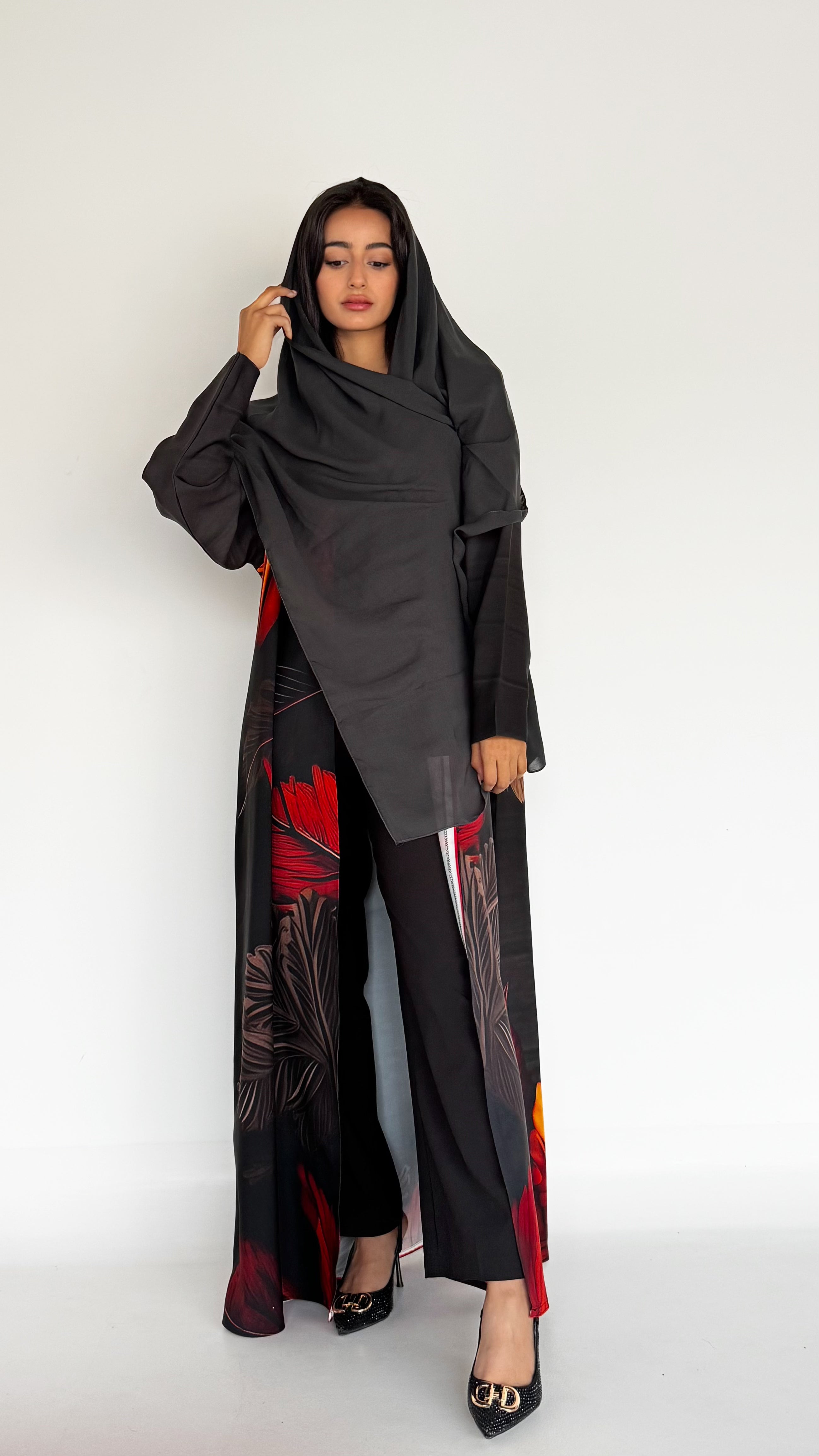 MW1799 - عباية طباعة بالوان متناغمة - Aya