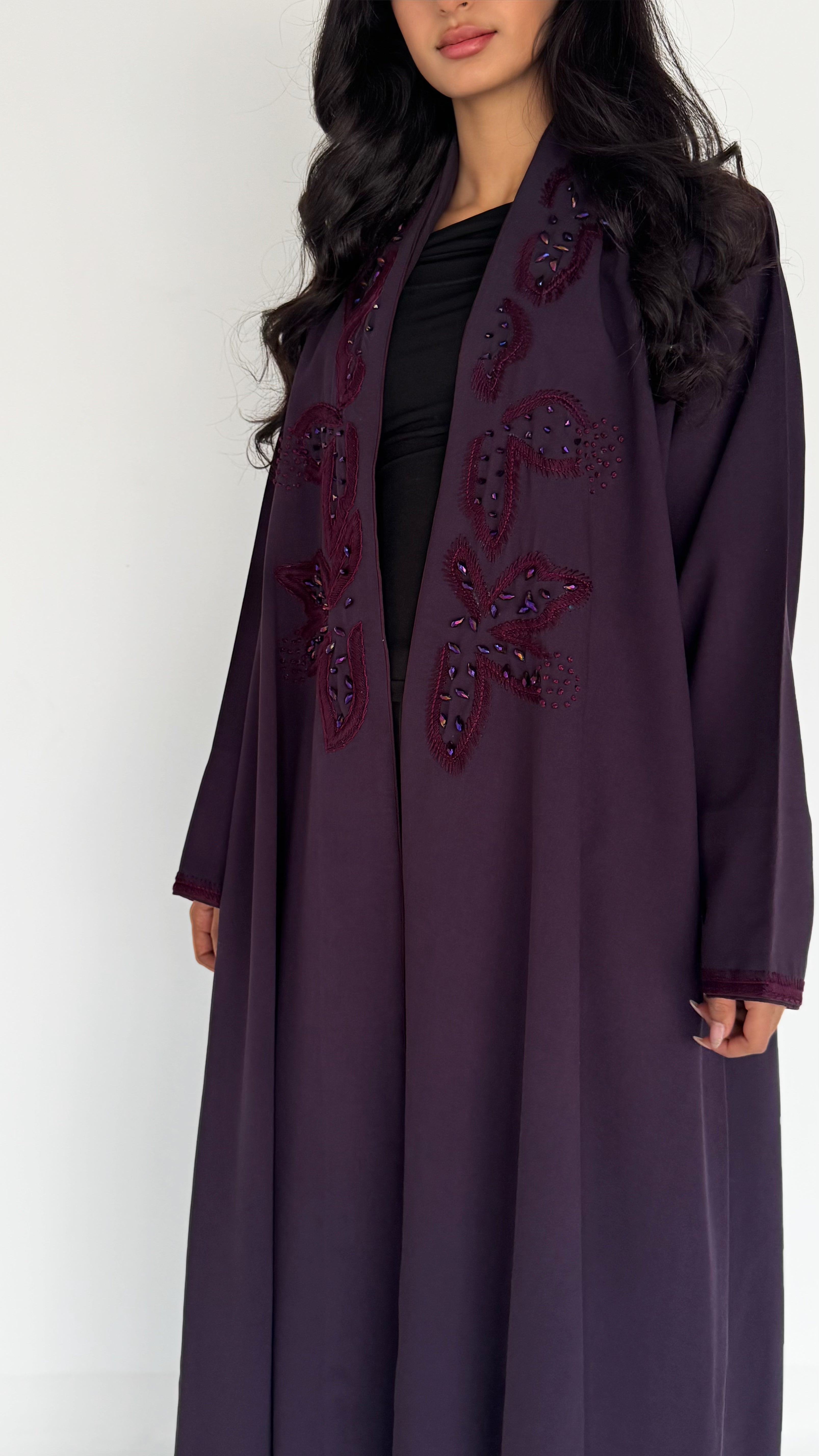 MW1389 - عباية كحلية رسمية بتطريز يدوي وشك - Aya