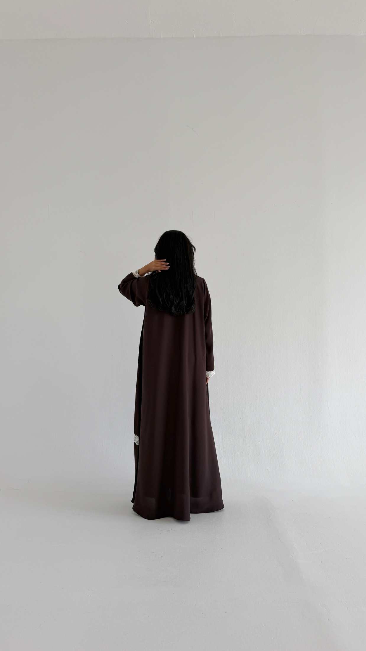 MW2164 - عبايه كريب مع اضافه كلفه مميزه وحصرية - Aya