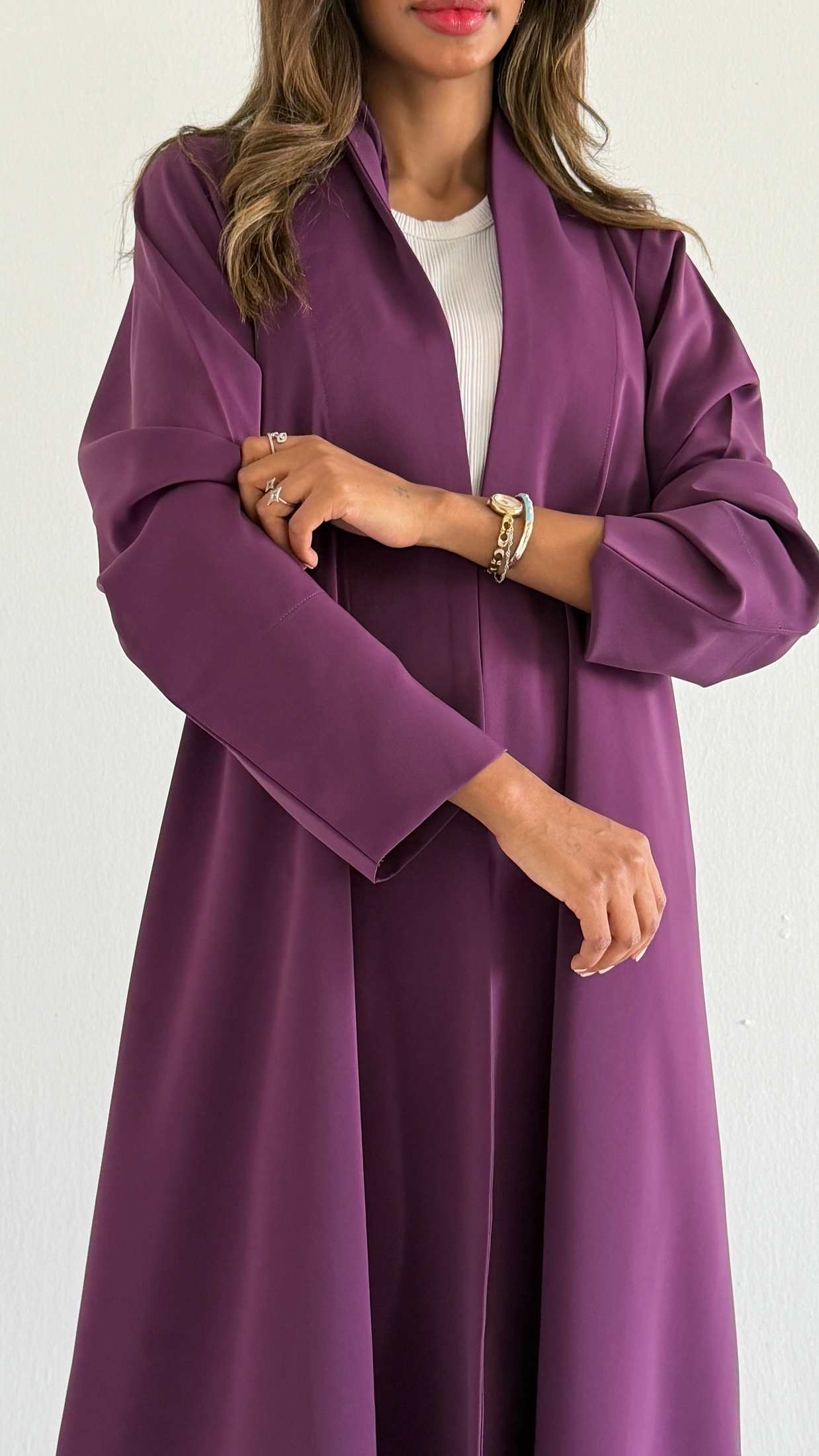 MWT1235 - عبايه ساده مع طرحه لينن - Aya