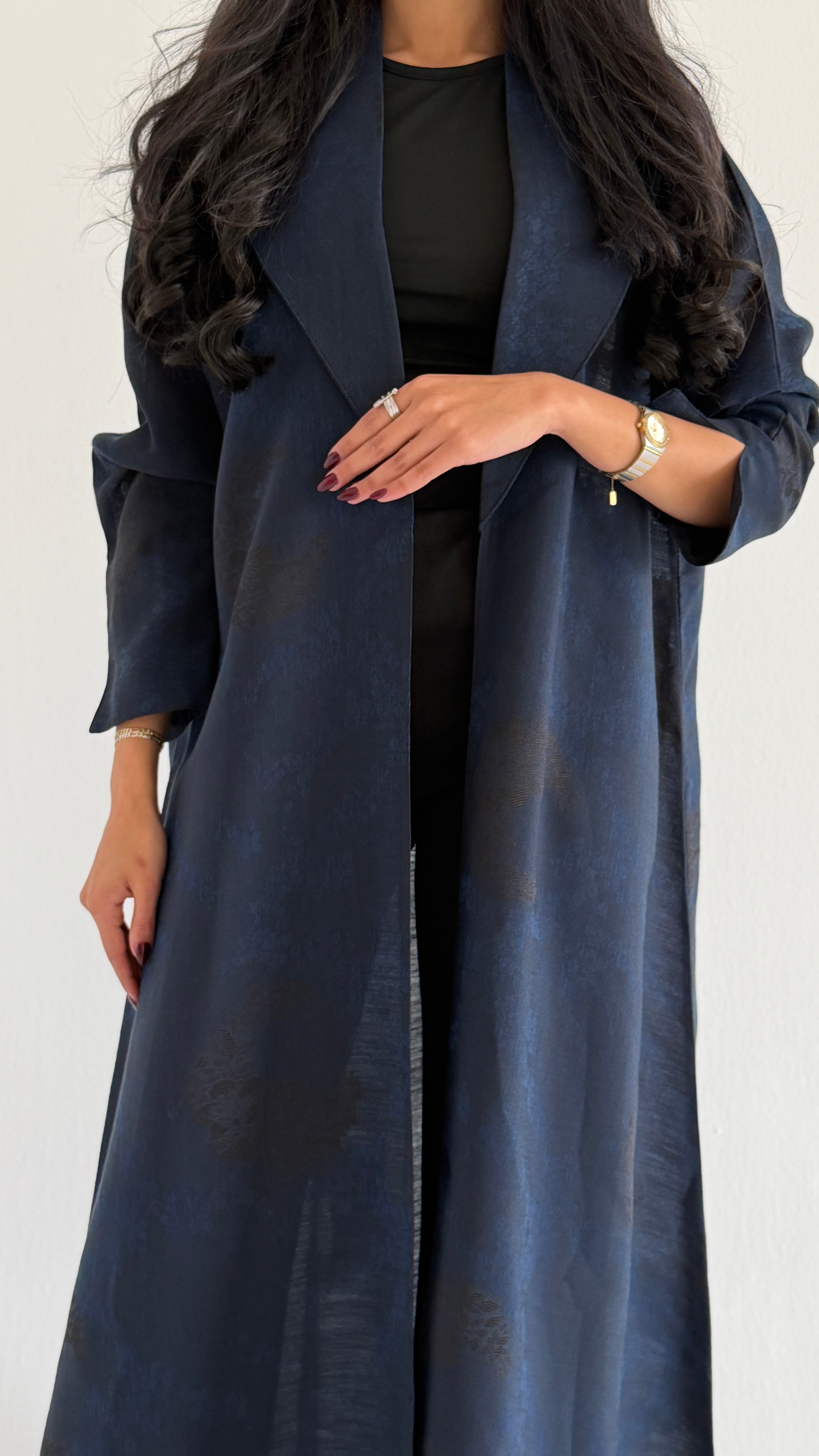 MWT1005 - عباية لنن مطرزة - Aya