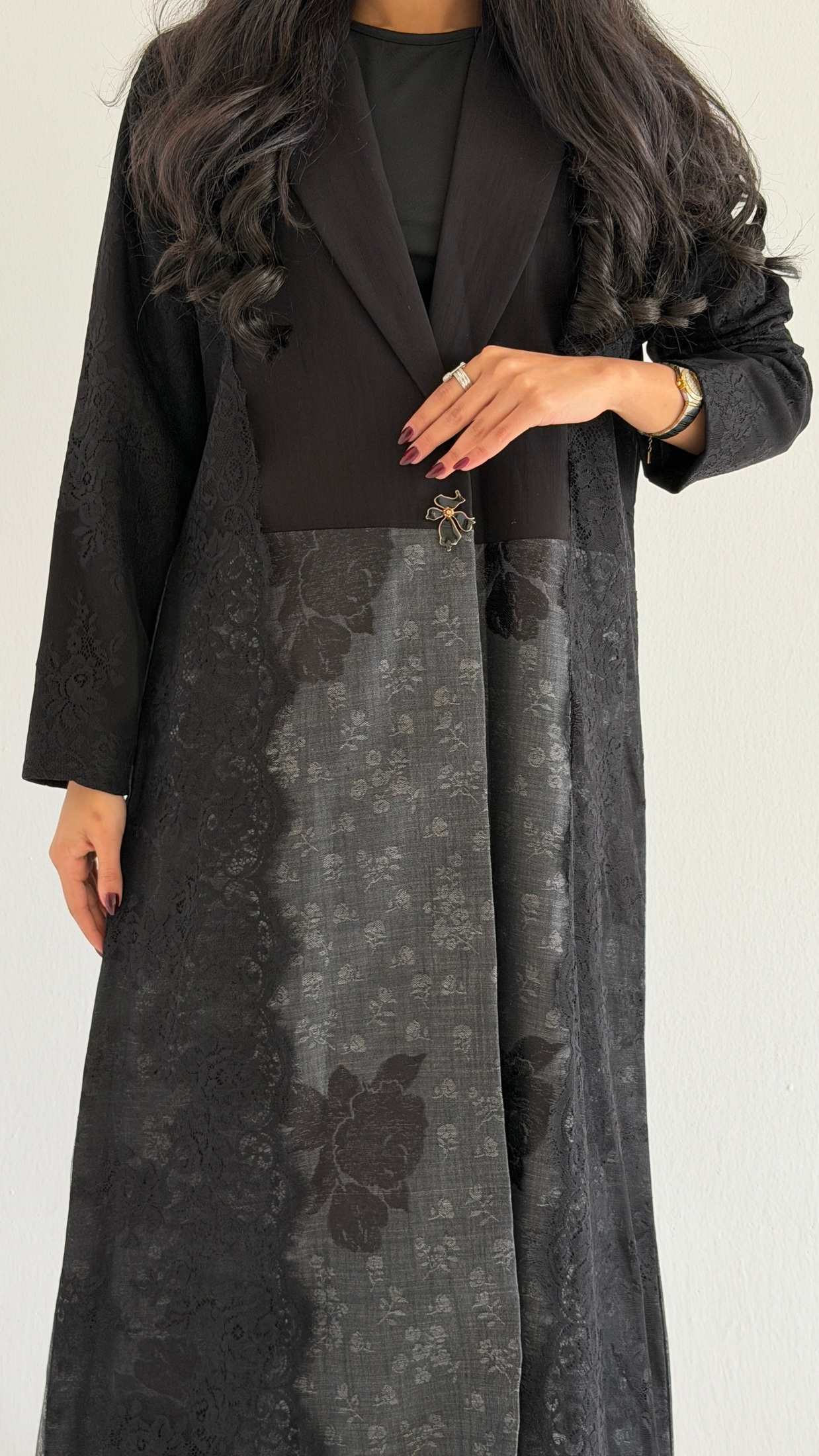 MWT1008 - عباية لنن مطرزة - Aya