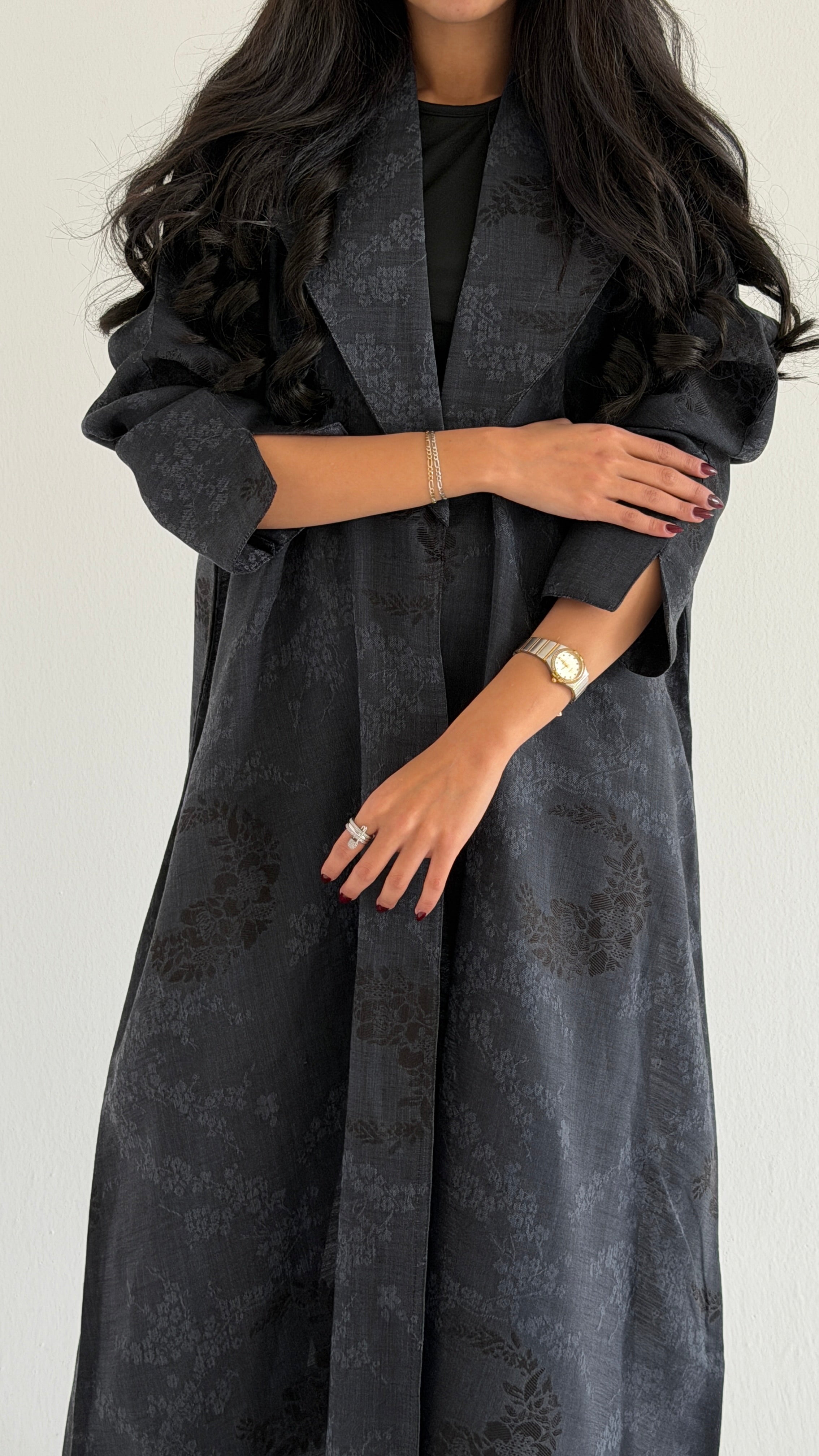 MWT1000 - عباية لنن مطرزة - Aya