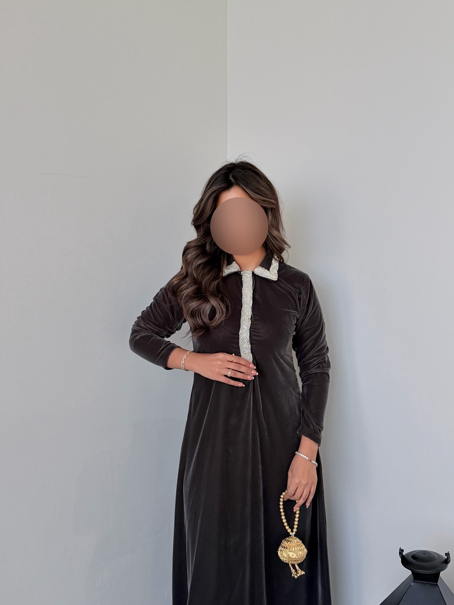 MWJ032 - جلابية رمادي و شك كلفة - Aya